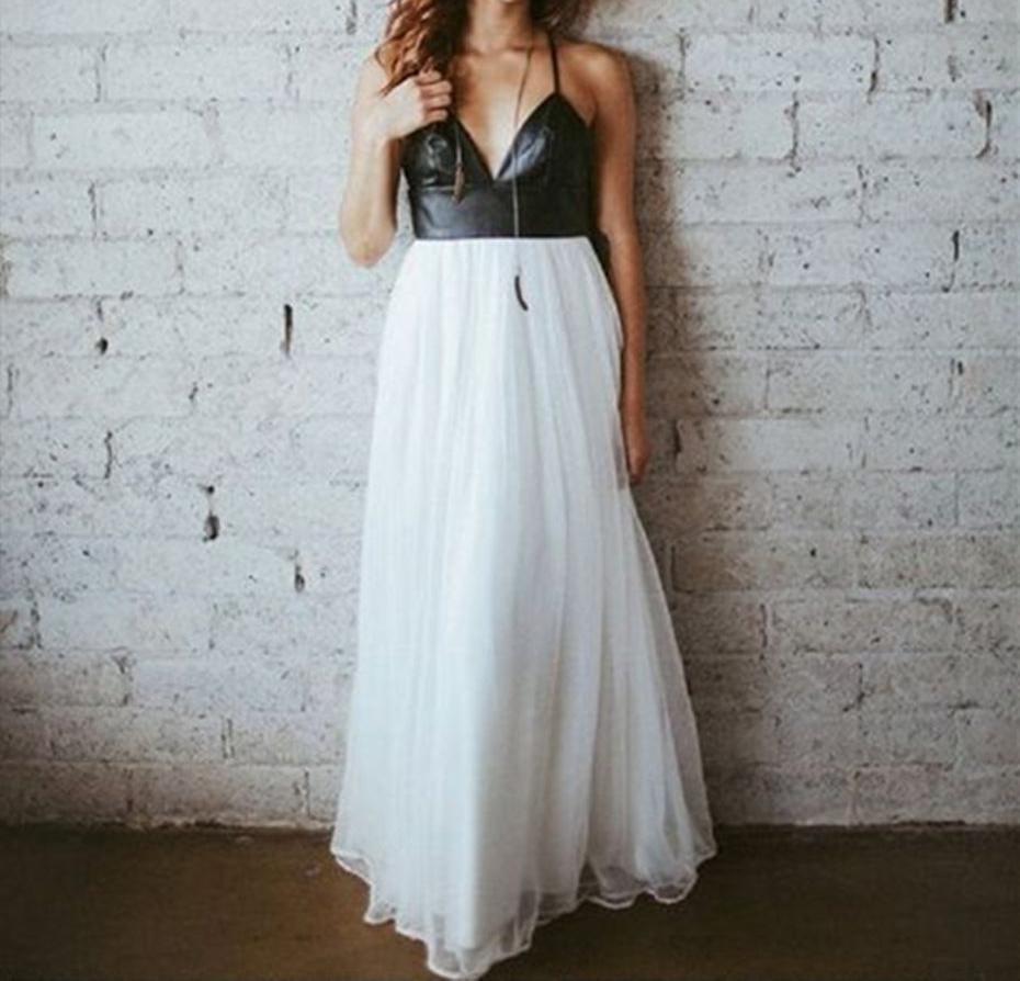 Unthony - Simple V Neck White Chiffon Backless Black Top Long Prom Dresses