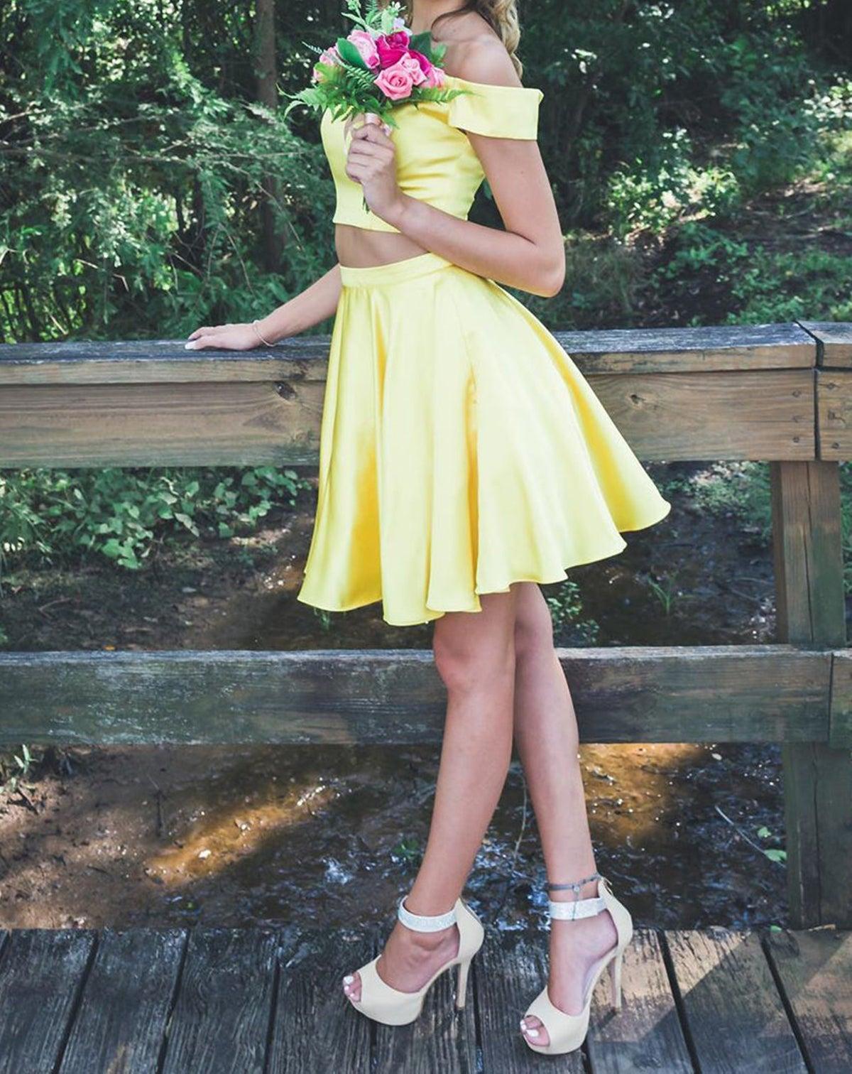 Unthony - Off Shoulder Two Pieces Yellow Short Prom Dresses