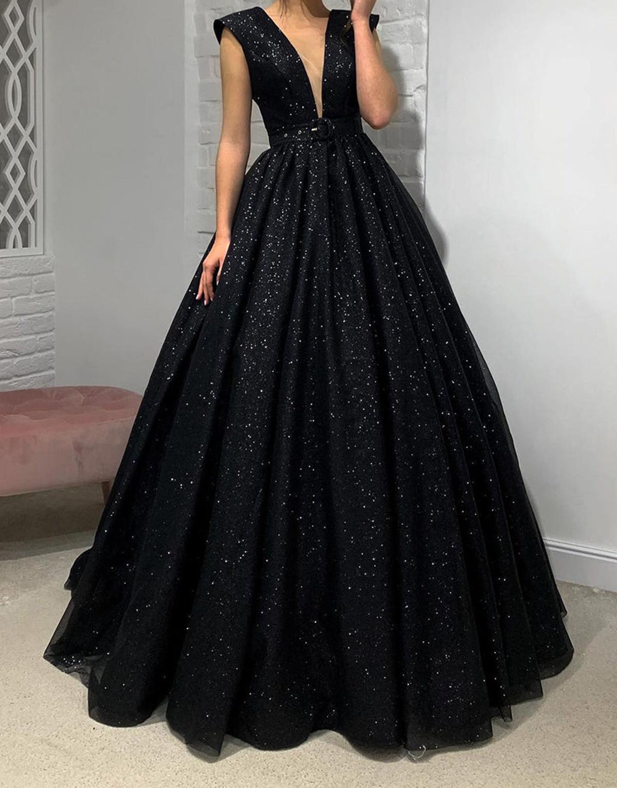 Unthony - Deep V Neck Open Back Black Long Prom Dress