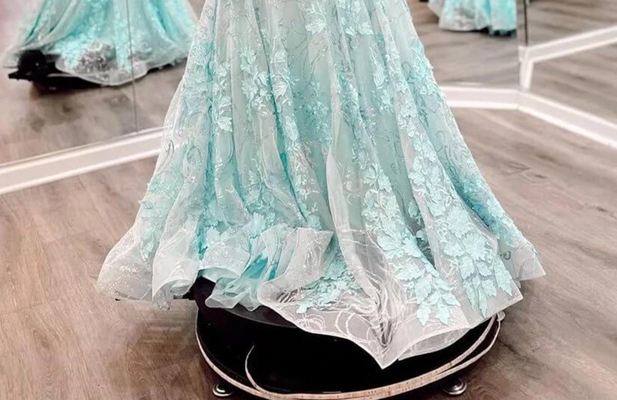Unthony - Strapless Mermaid Green Lace Long Prom Dress