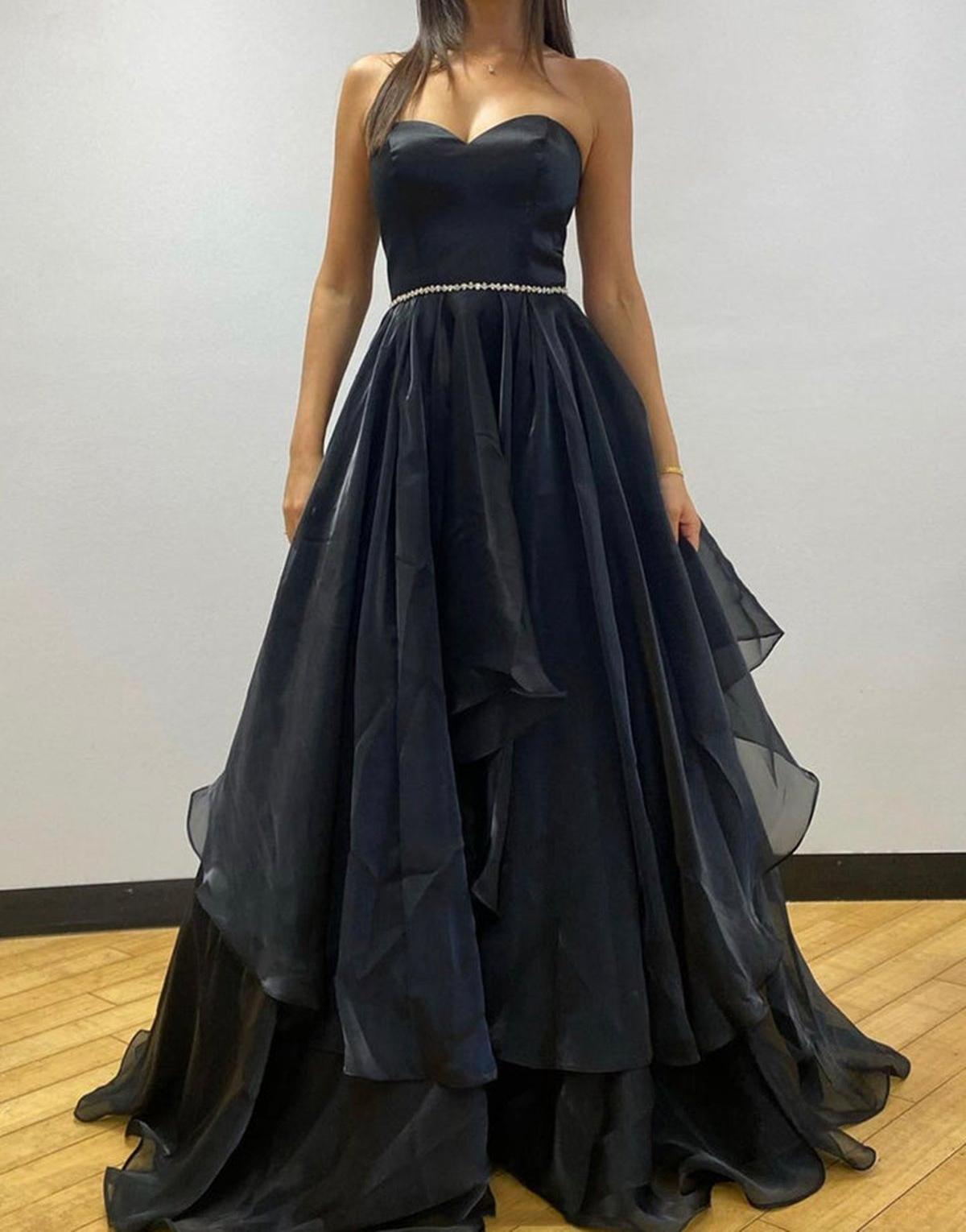 Unthony - Sweetheart Neck Open Back Black Tulle Long Prom Dress with Belt