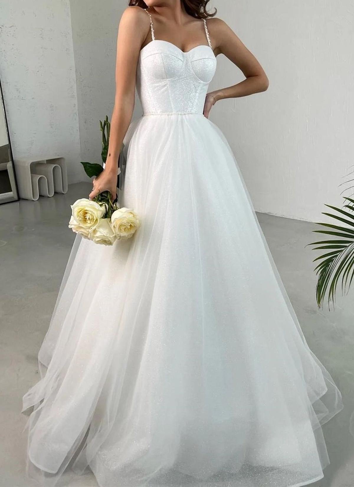Unthony - Shiny Tulle Sweetheart Neck White Long Prom Dresses
