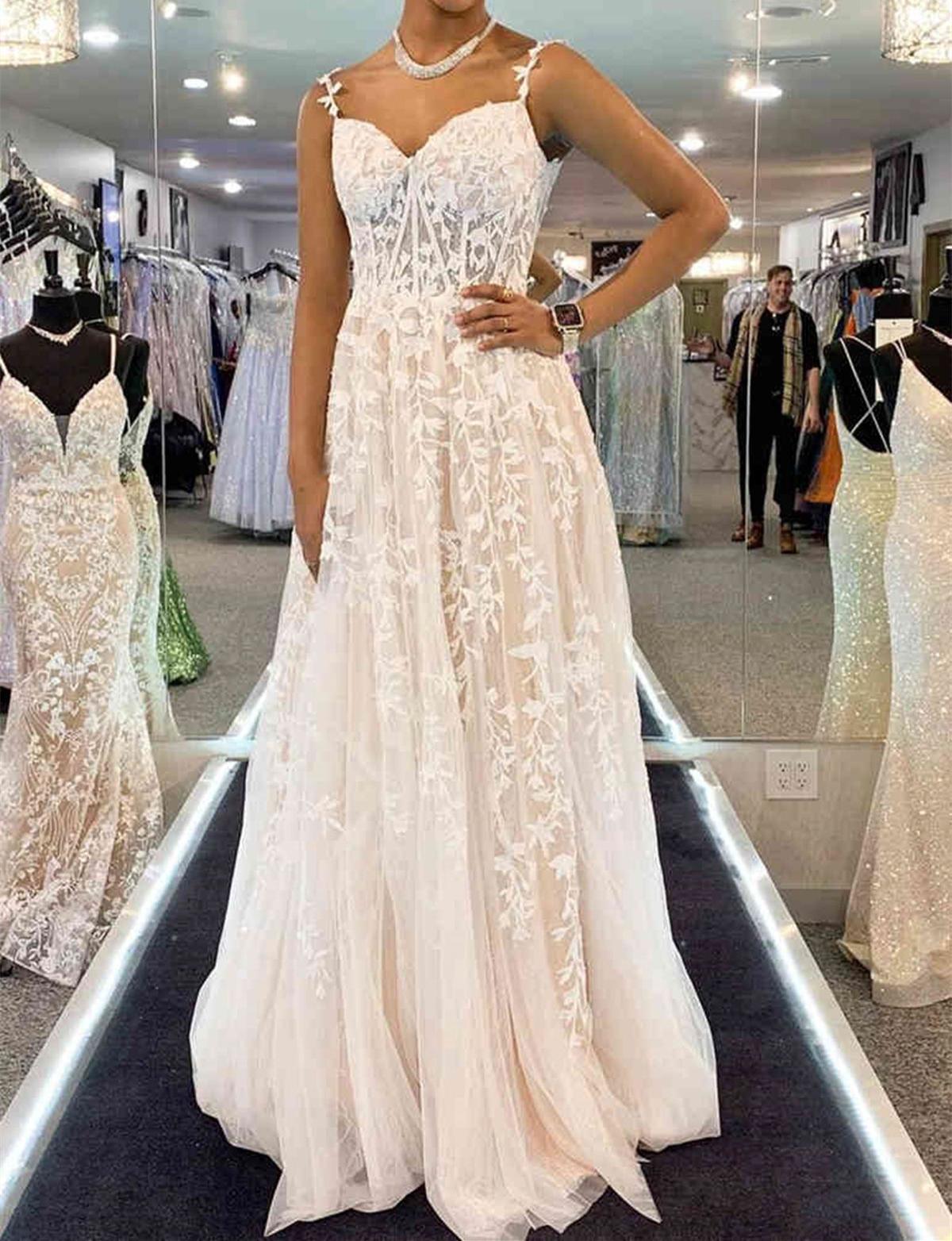 Unthony - Elegant Ivory/Purple/Black/Mint Green Lace Tulle Long Prom Dress with High Slit