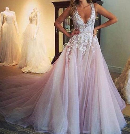 Unthony - A-Line V-Neck Lace Long Prom Dresses