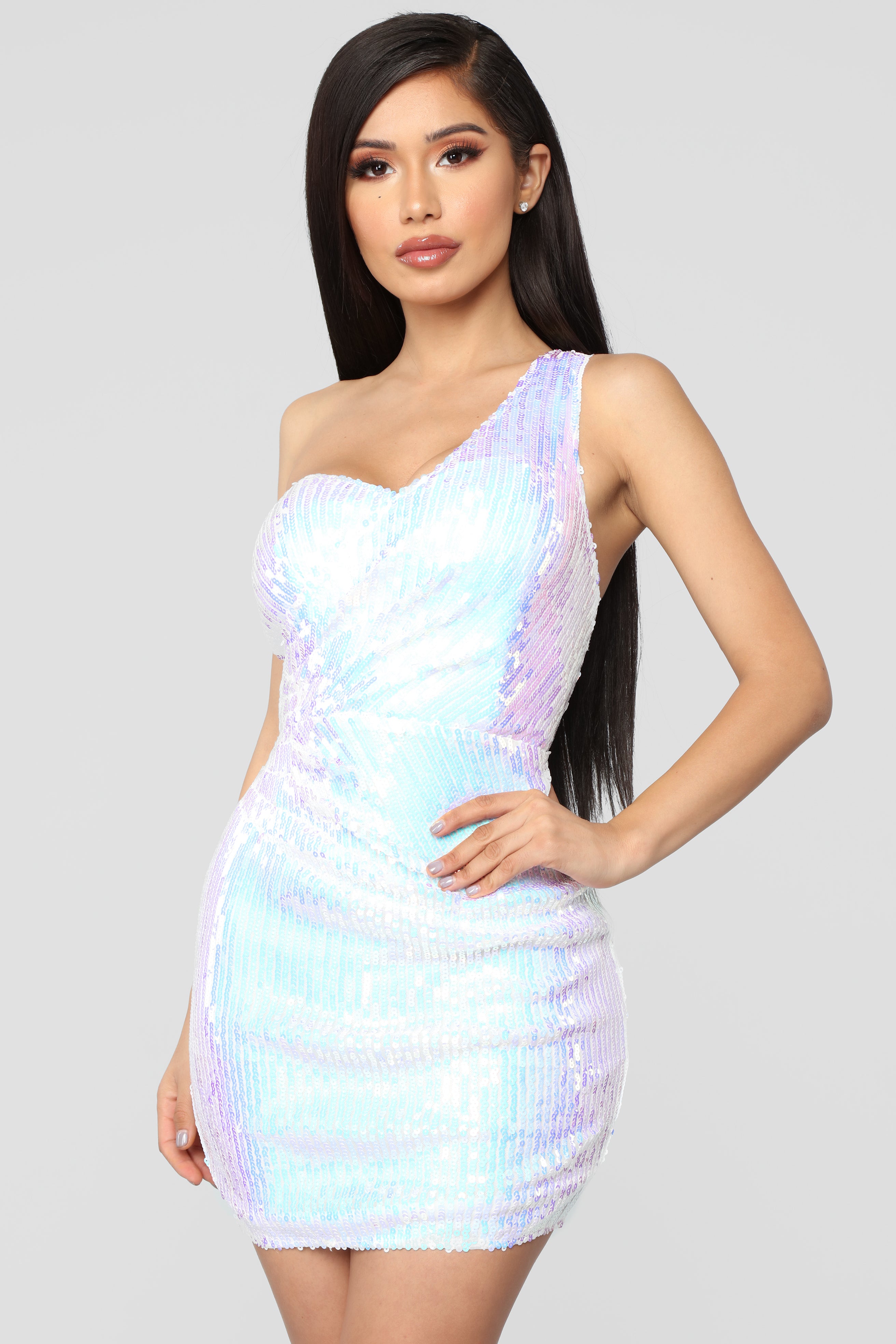 Catch Me On The Gram Sequin Dress - White