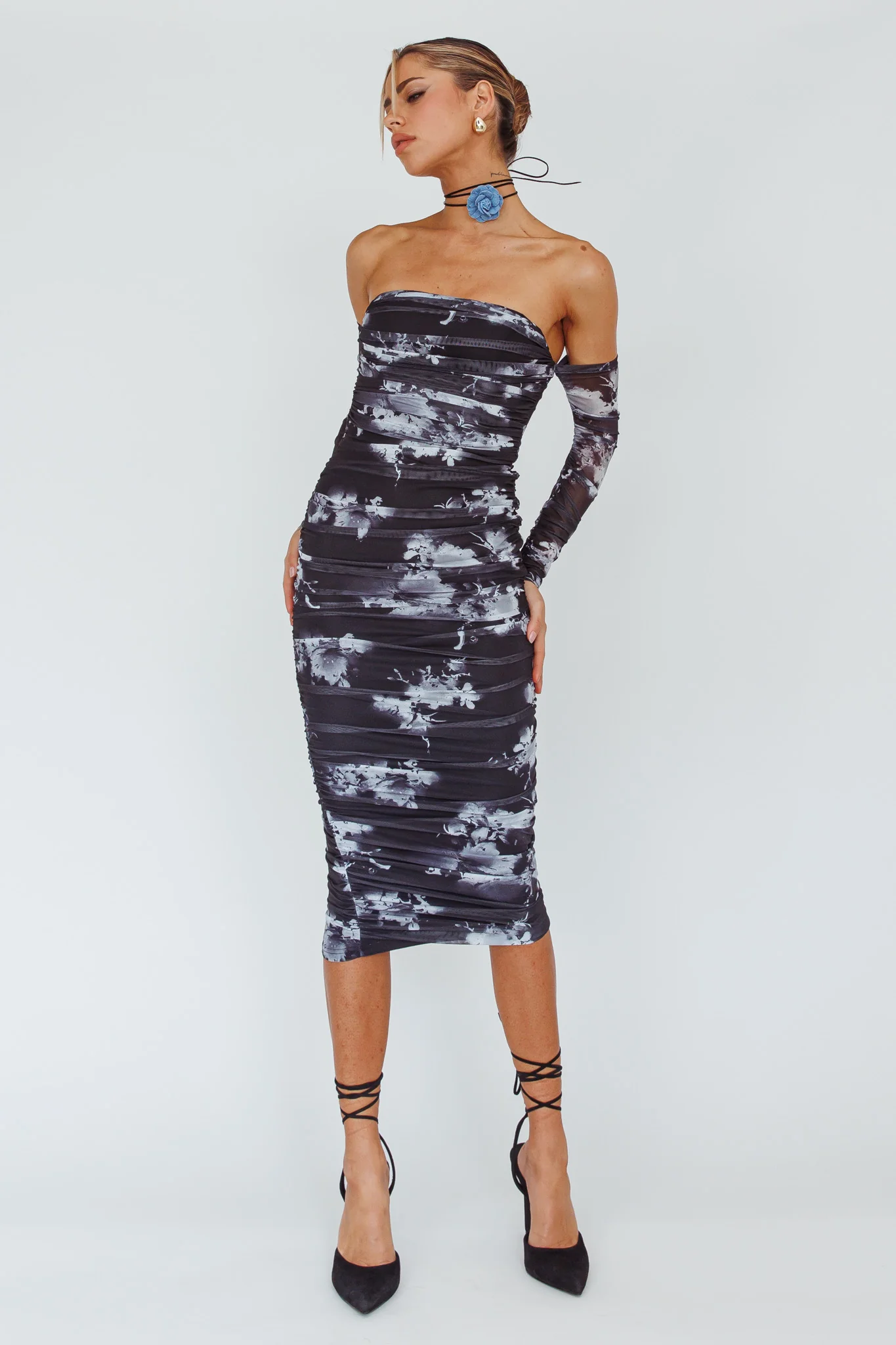 Cece Off-Shoulder Midi Dress Floral Black