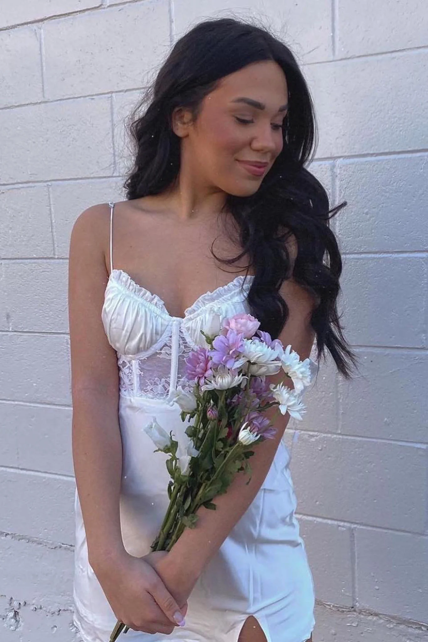 Trophy Lace Bodice Sweetheart Neckline Mini Dress Ivory