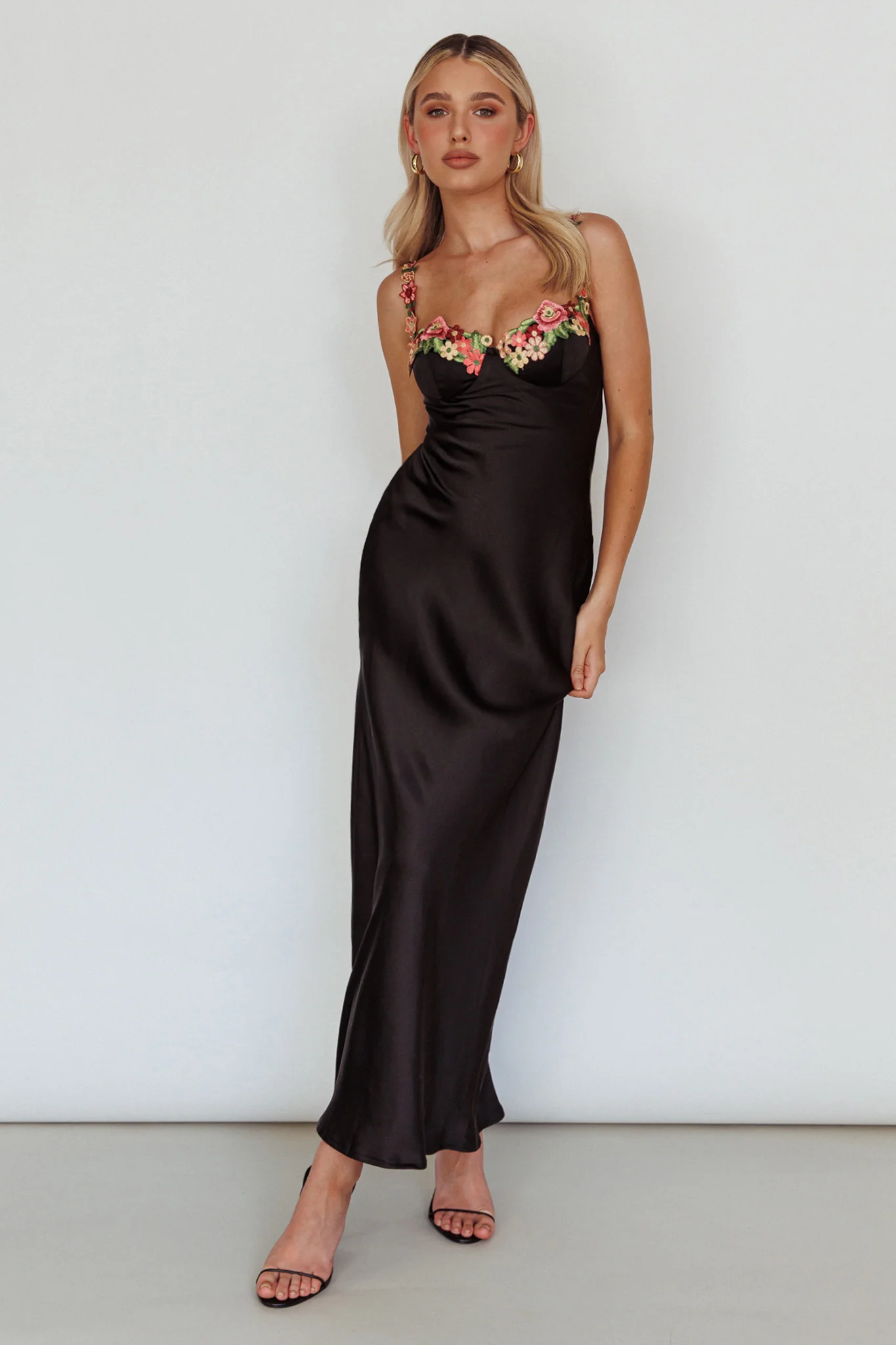 Rose Garden Floral Applique Midi Dress Black