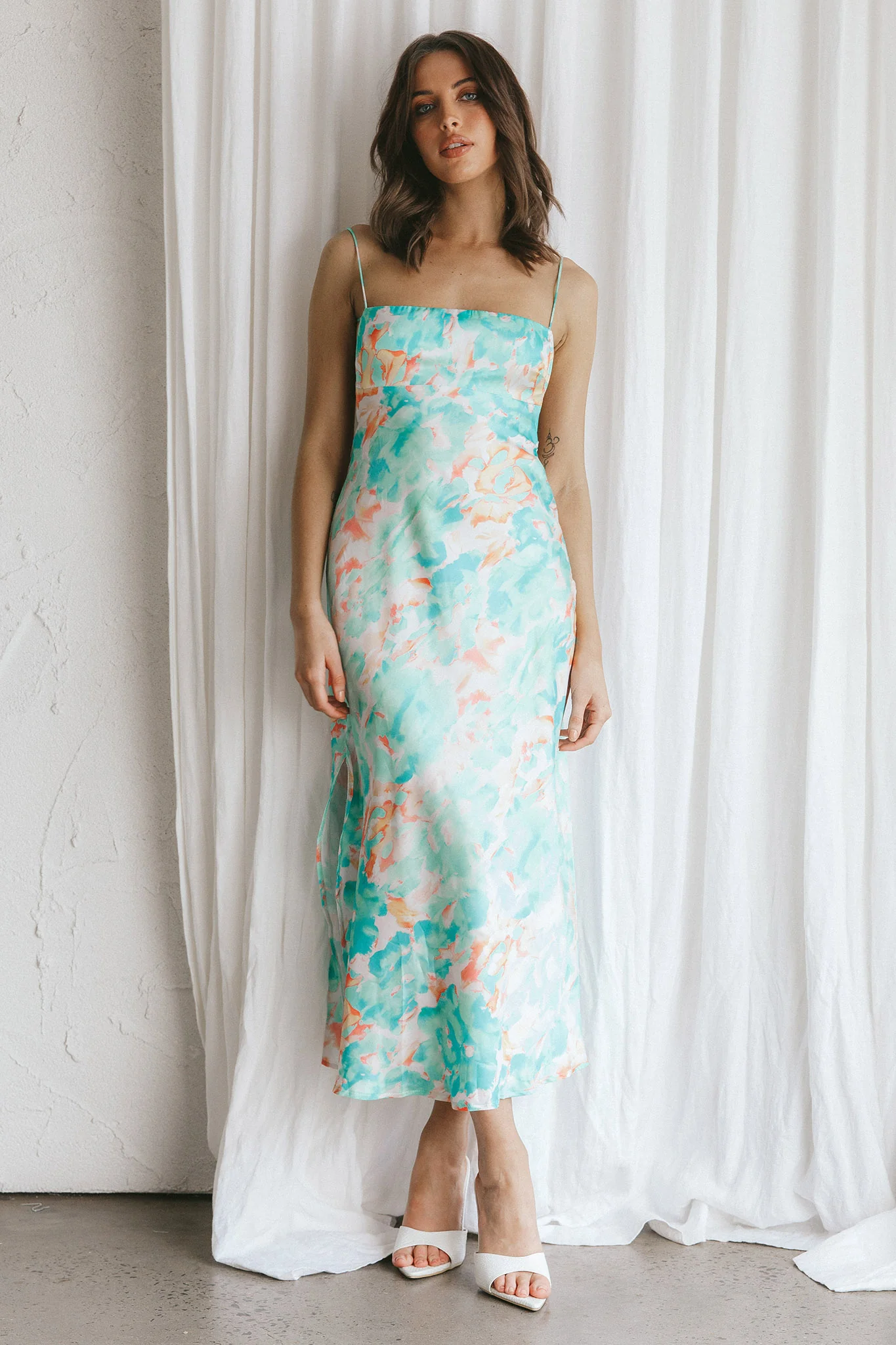 Dolce Life Low Back Midi Dress Floral Green