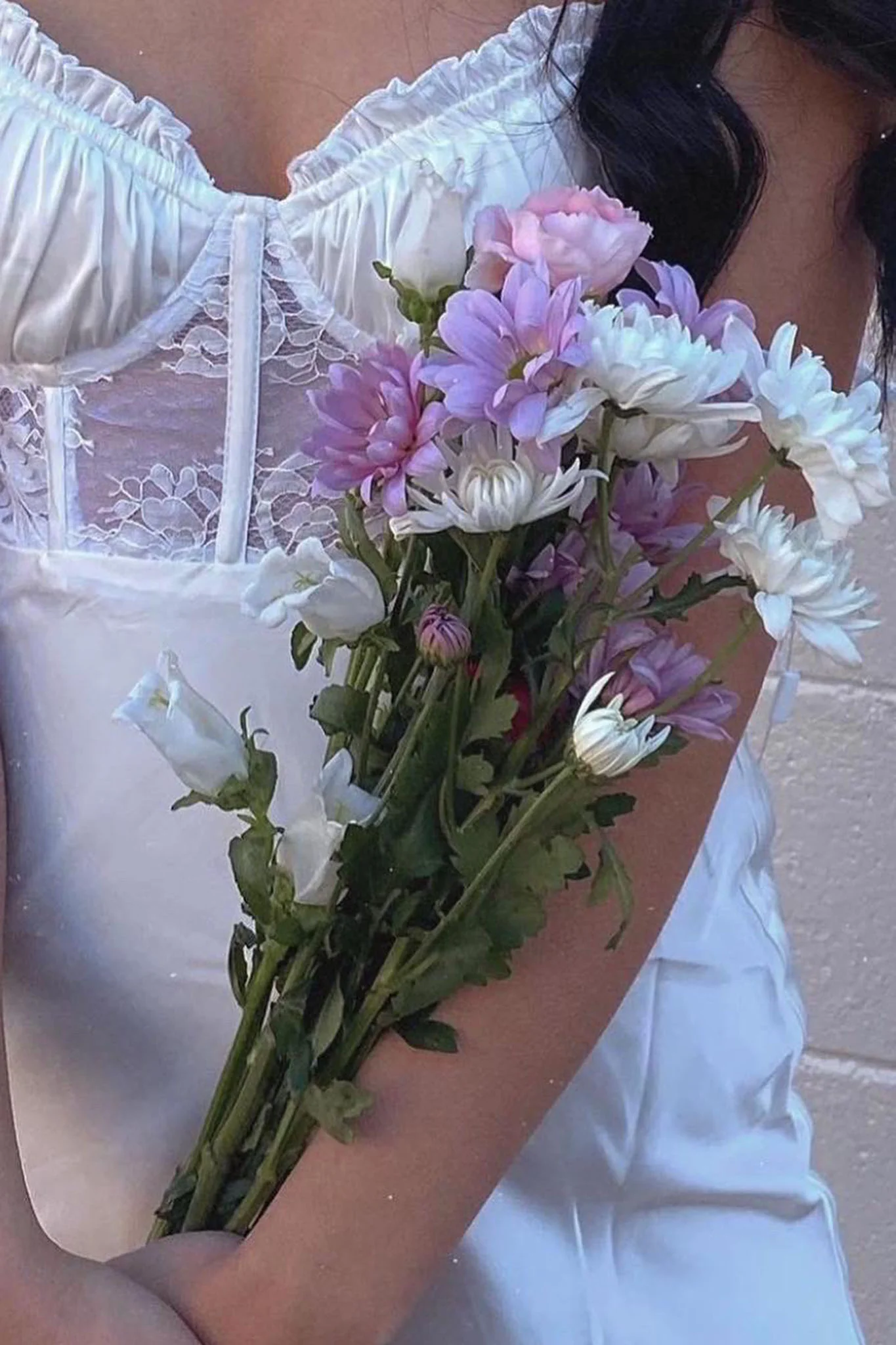 Trophy Lace Bodice Sweetheart Neckline Mini Dress Ivory