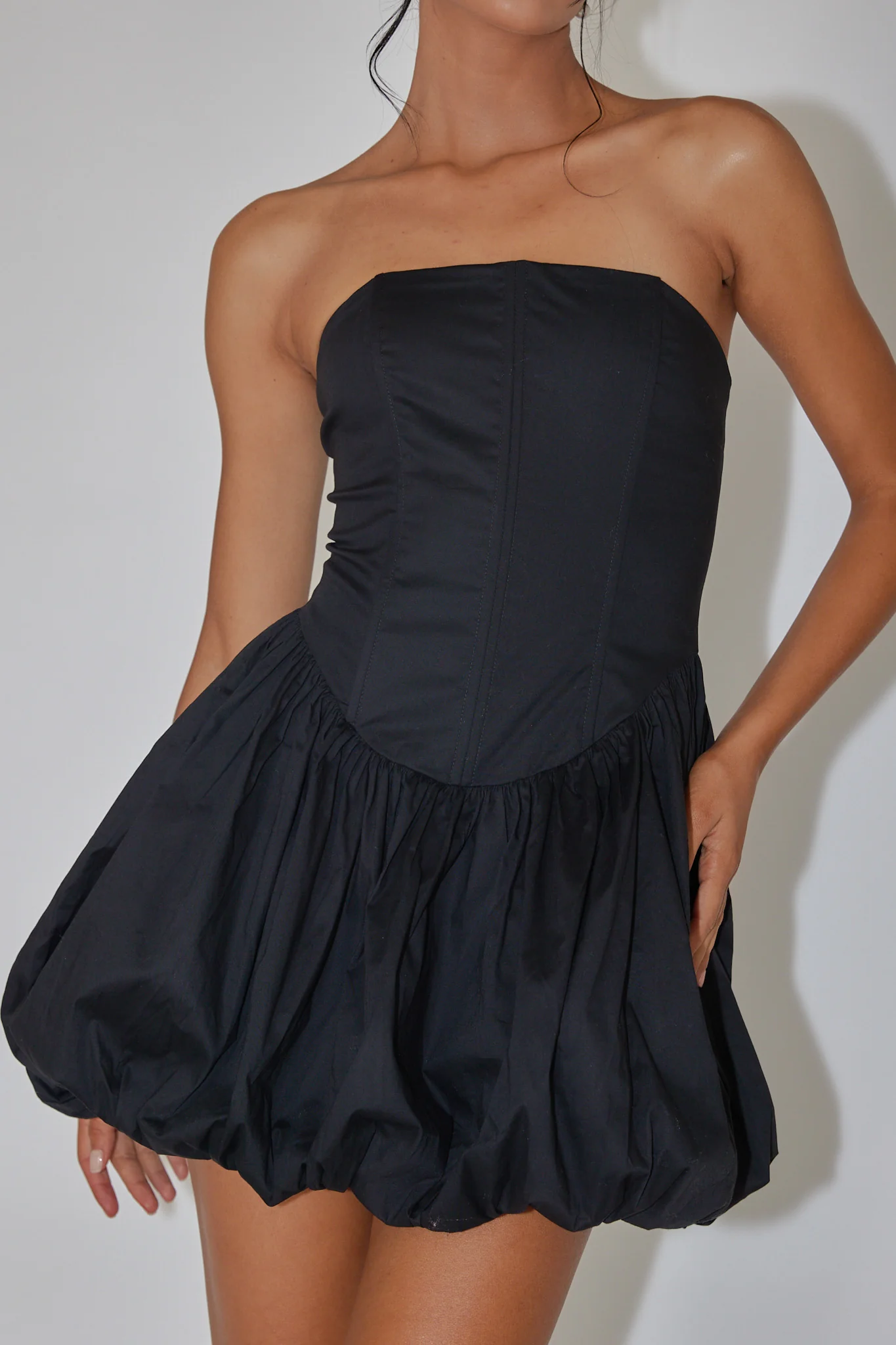 Monti Strapless Bubble Hem Mini Dress Black