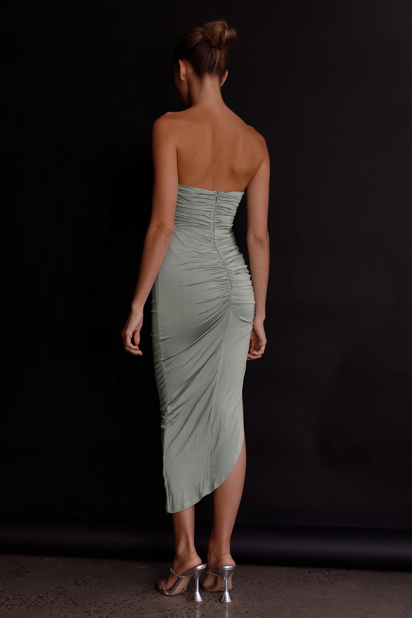 Roma U-Neckline Ruched Midi Dress Pistachio