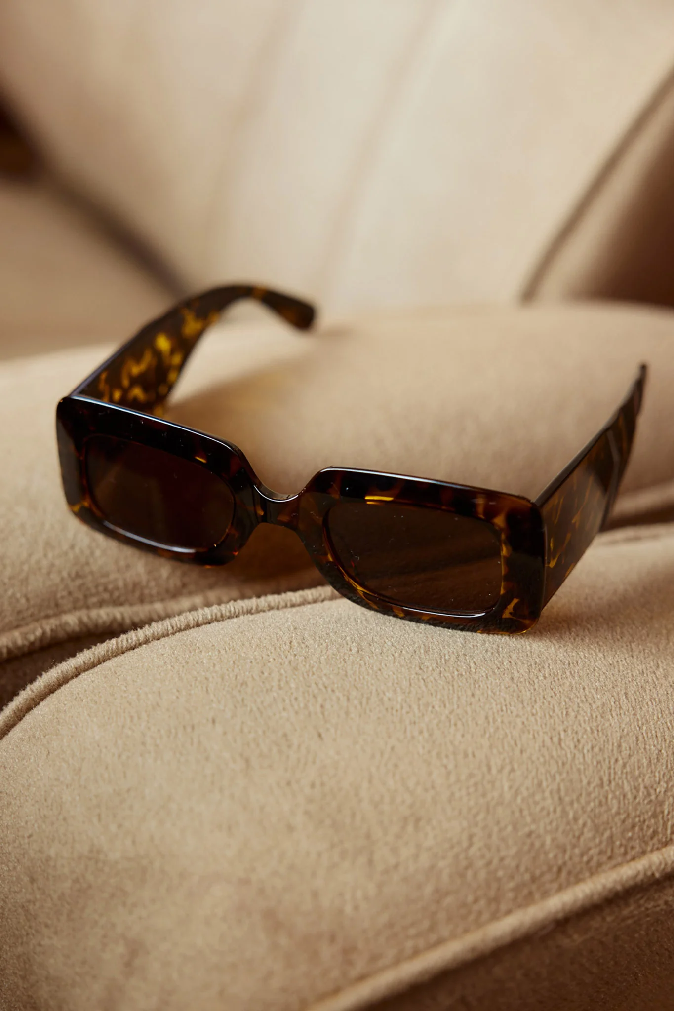 Hailey Rectangular Sunglasses Tortoiseshell Brown