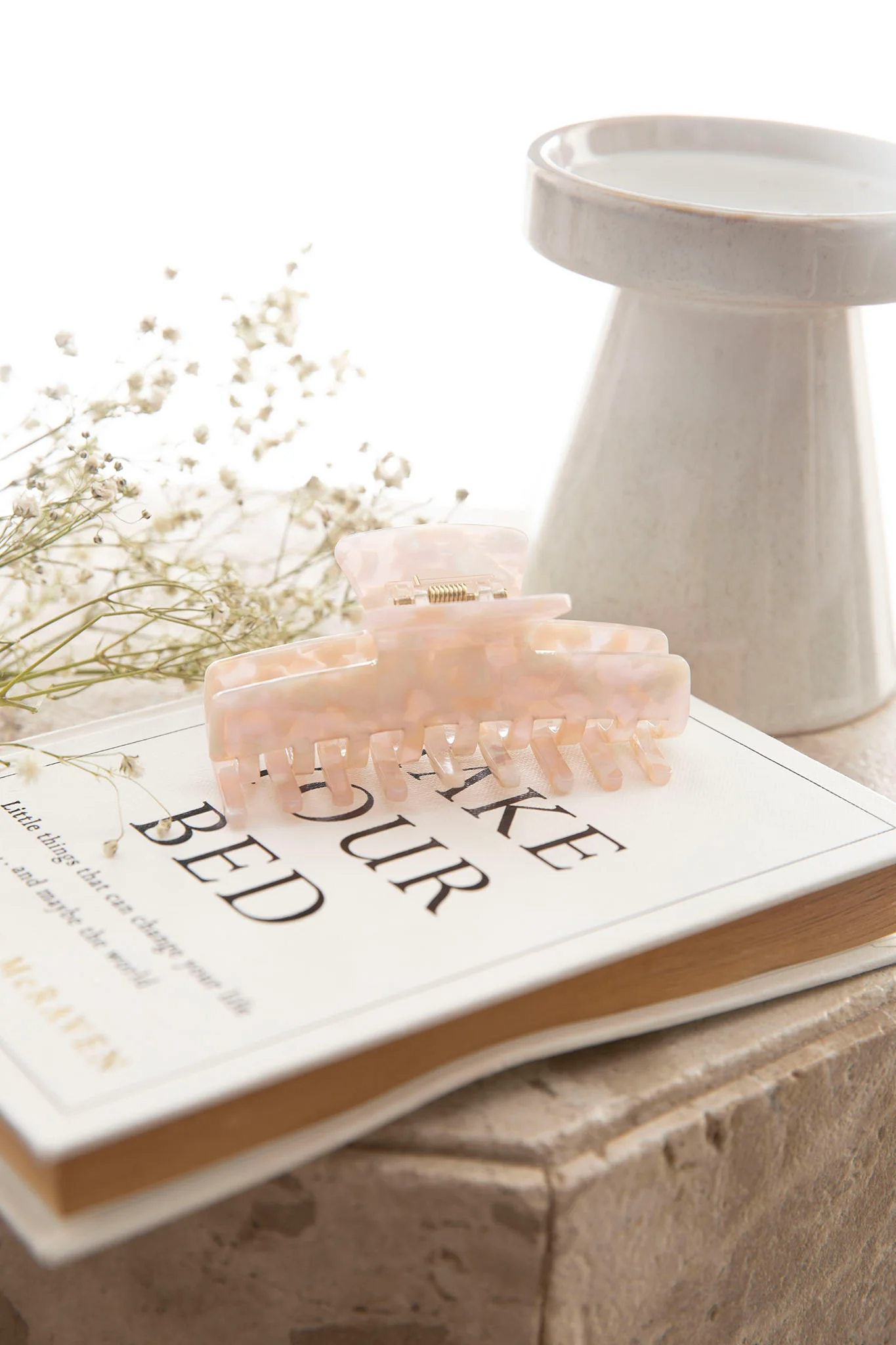 Missy Marbled Acrylic Clip Pink