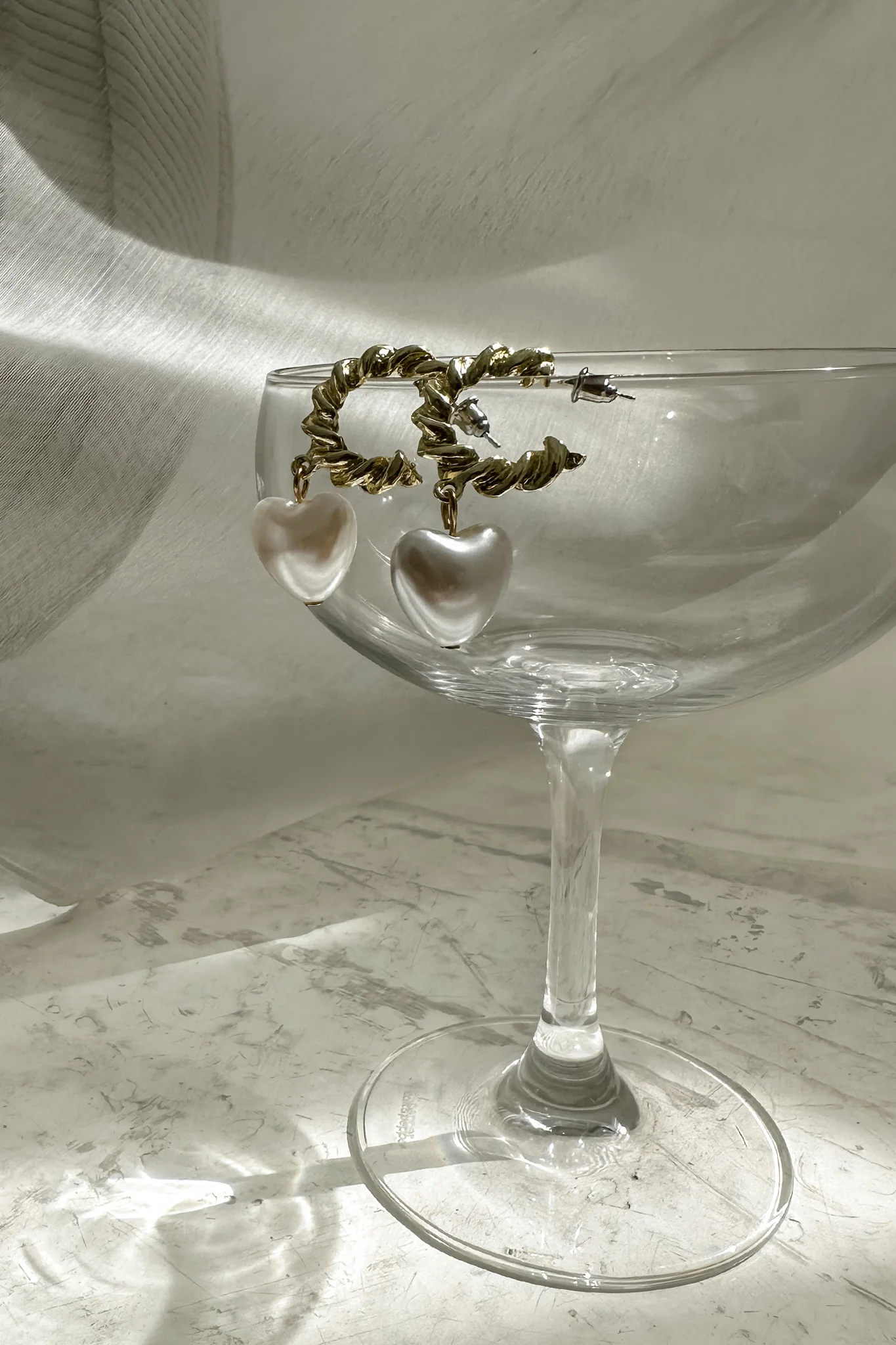 Paris Puffed Pearl Hoop Earrings Gold