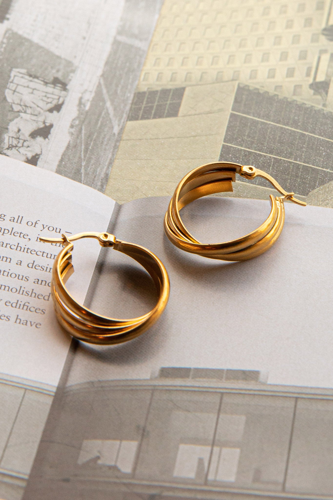 Mona Triple Hoop Earrings Gold