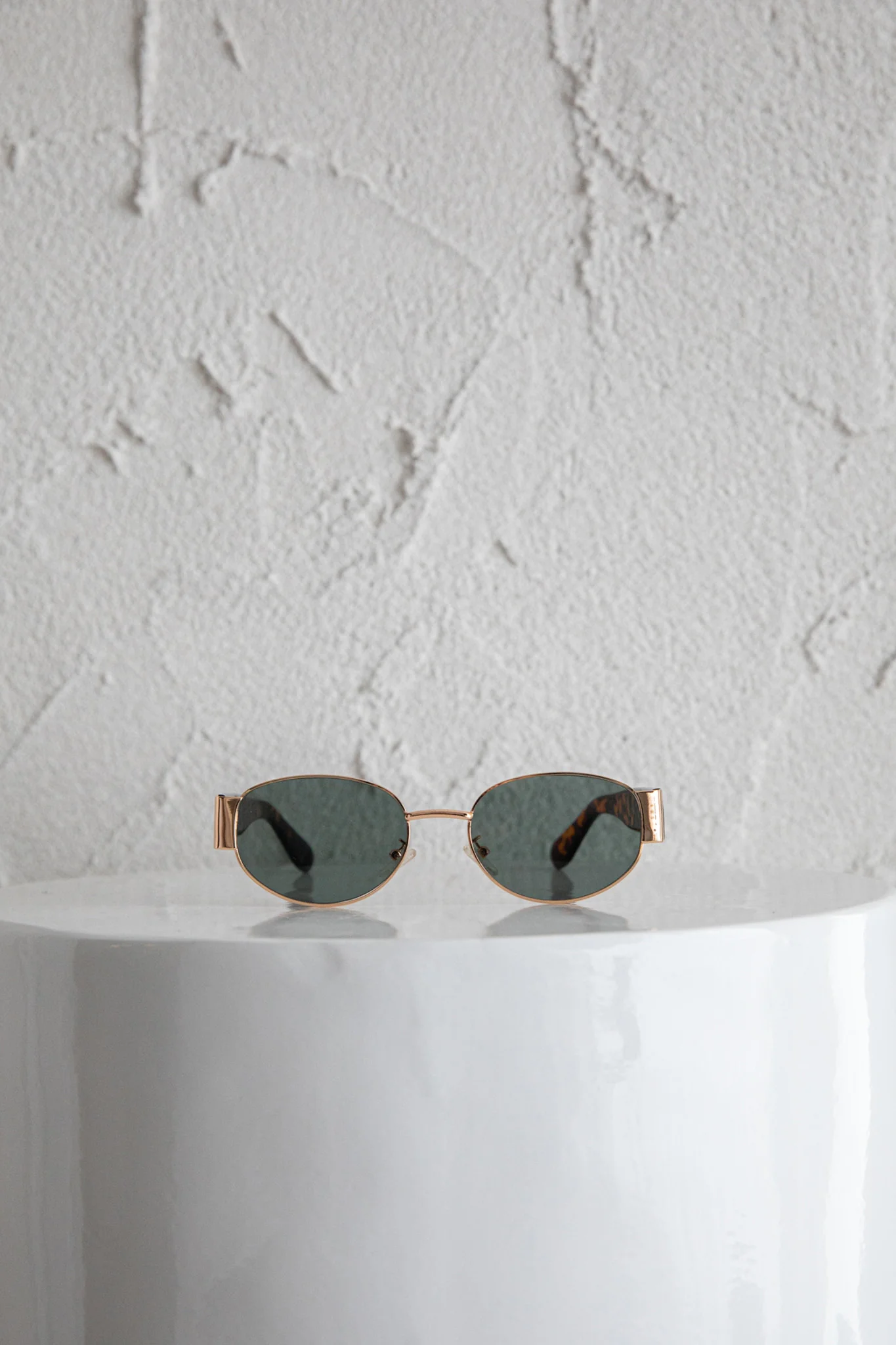 Germa Oval Metal Sunglasses Tort