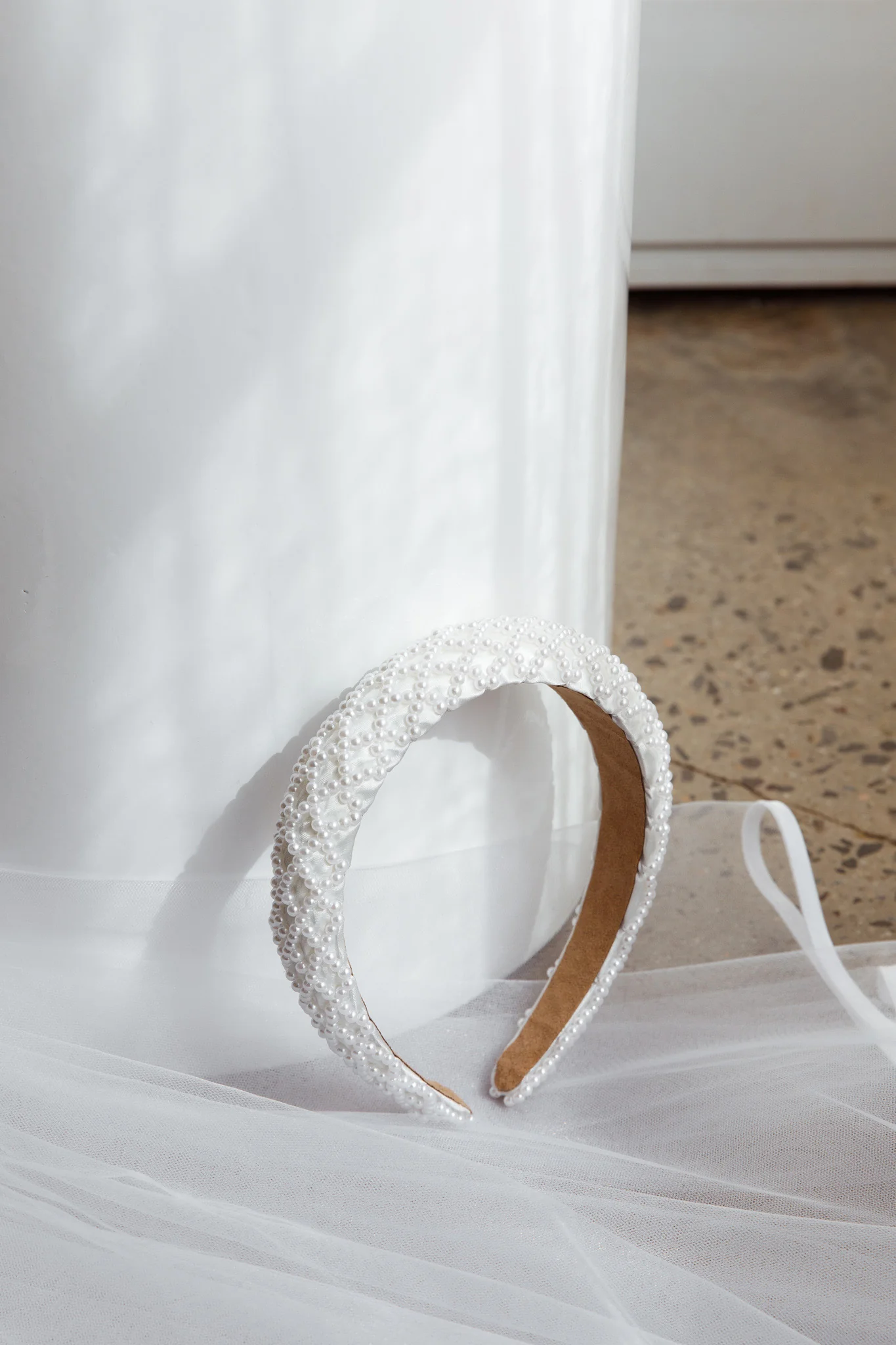 Suede Pearl Headband White