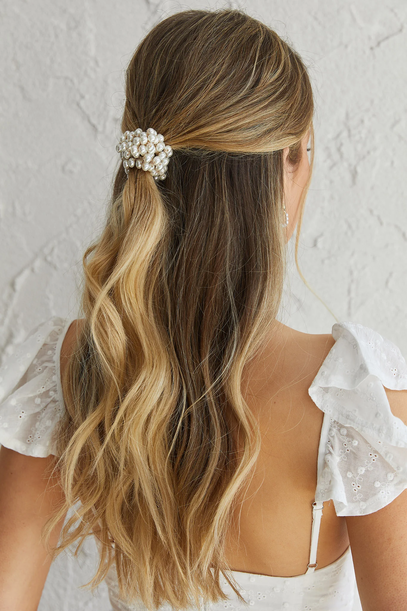 Carina Pearl & Satin Bow Hair Tie Black