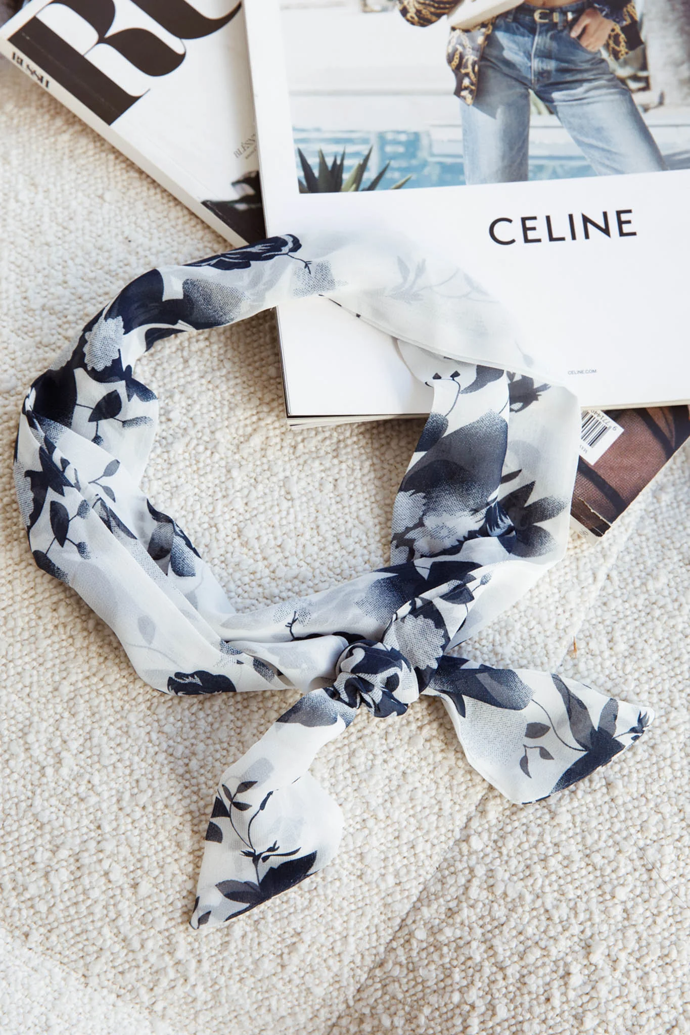 Maddie Twilly Scarf Floral White
