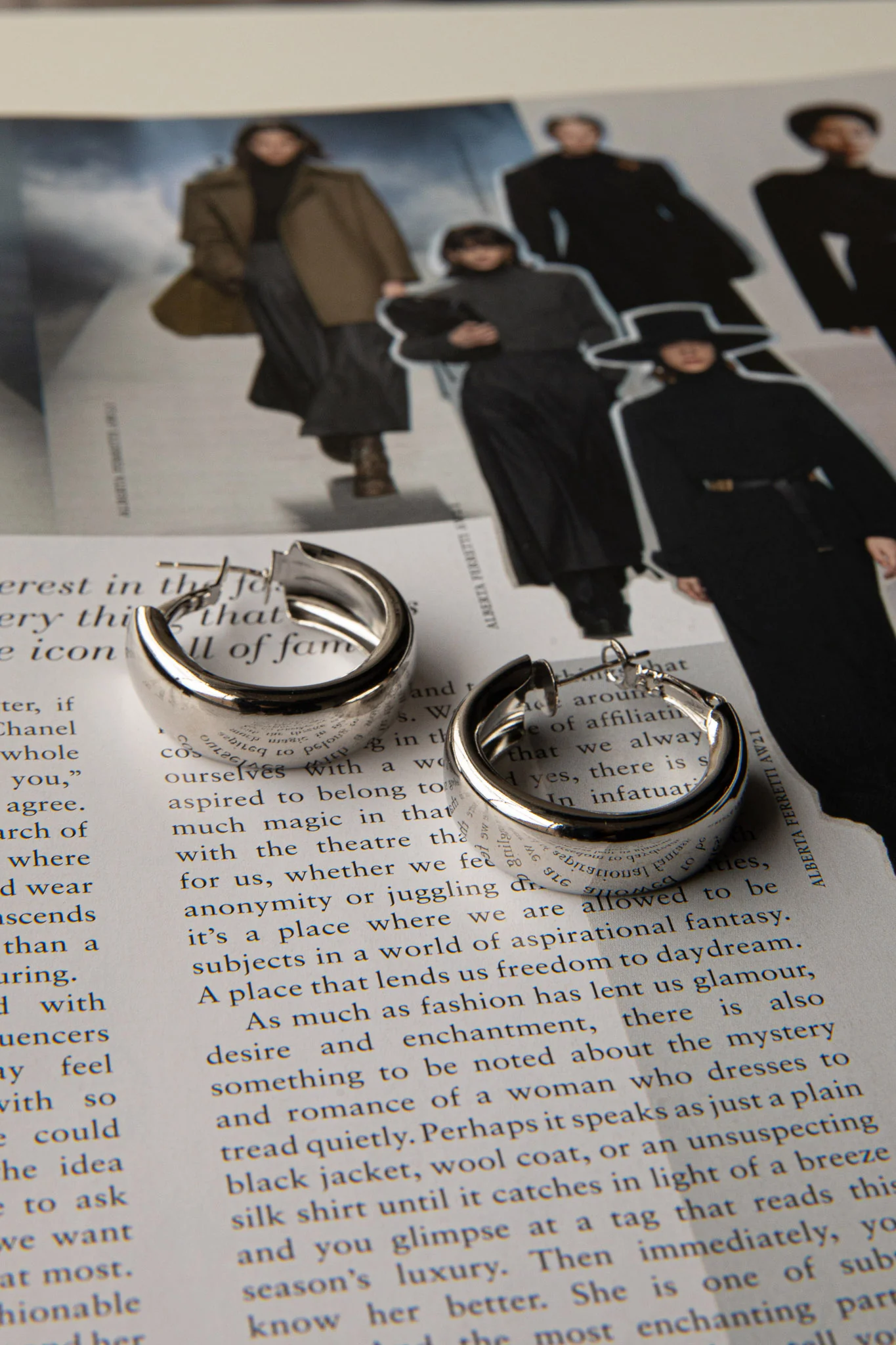 Osiris Hoop Earrings Silver