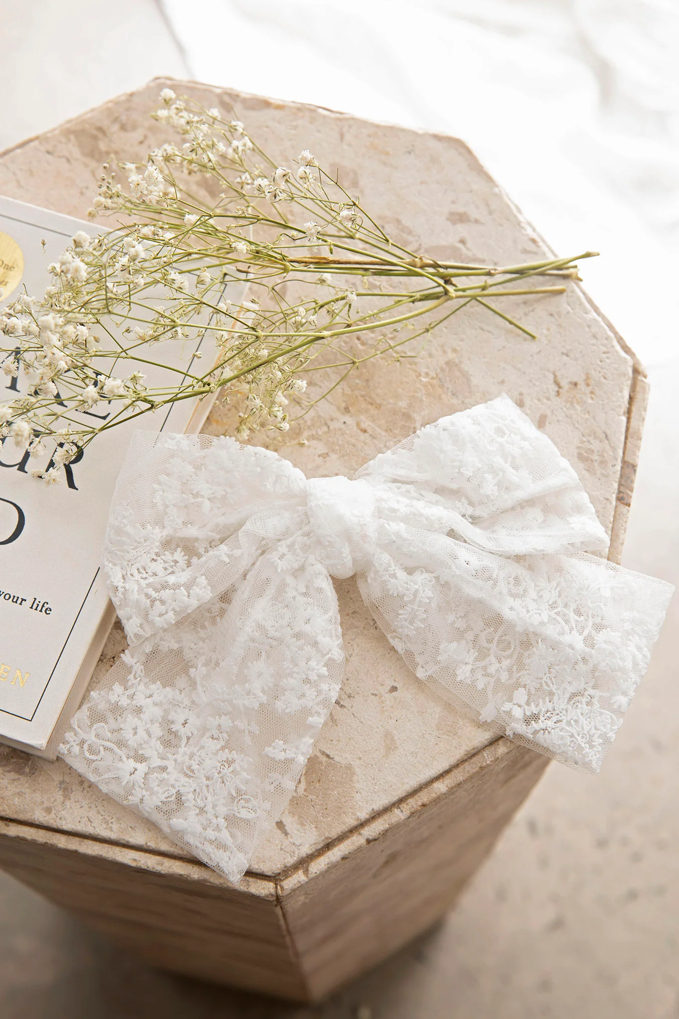 Belle Lace Bow Barrette Clip White