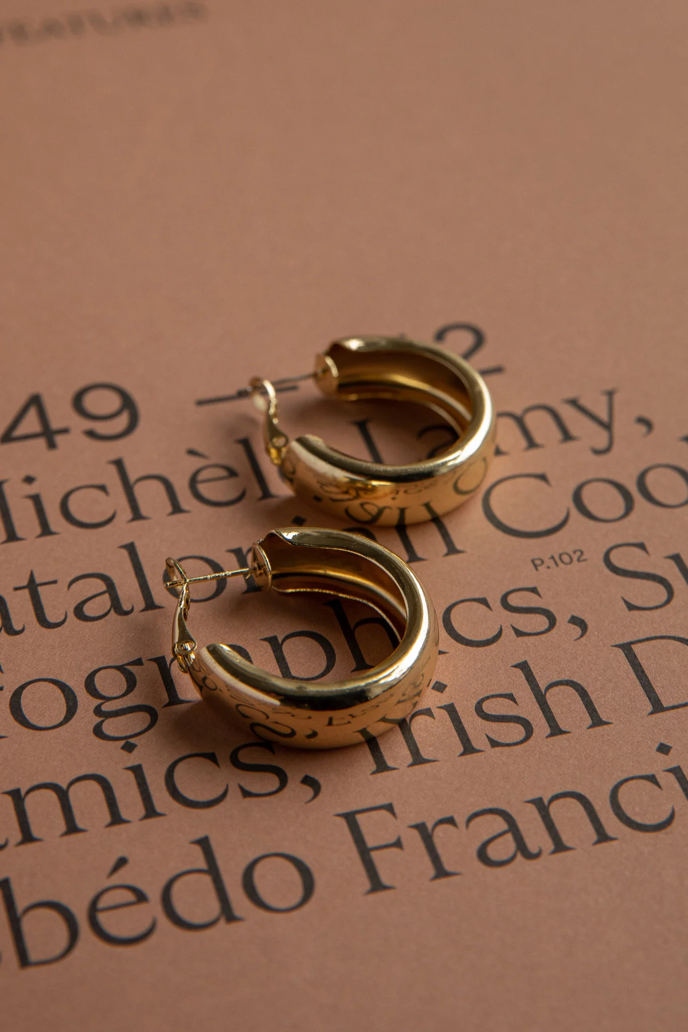 Osiris Hoop Earrings Gold