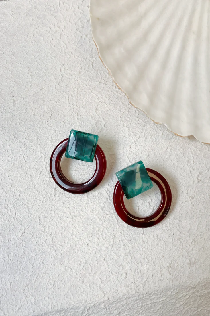 Endearing Marbled Square Circle Earrings Brown