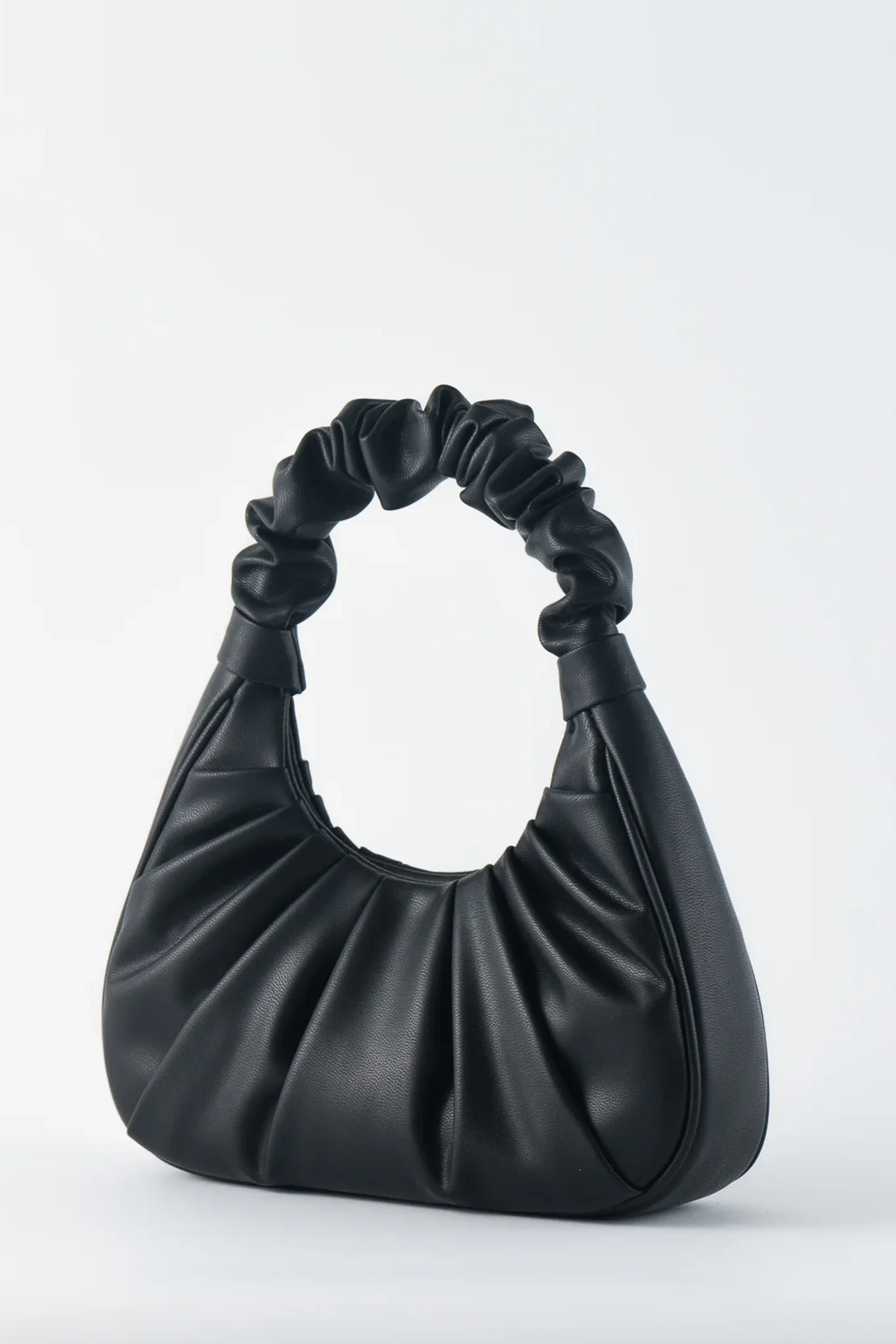TEN TONES Alani Cloud Bag Black