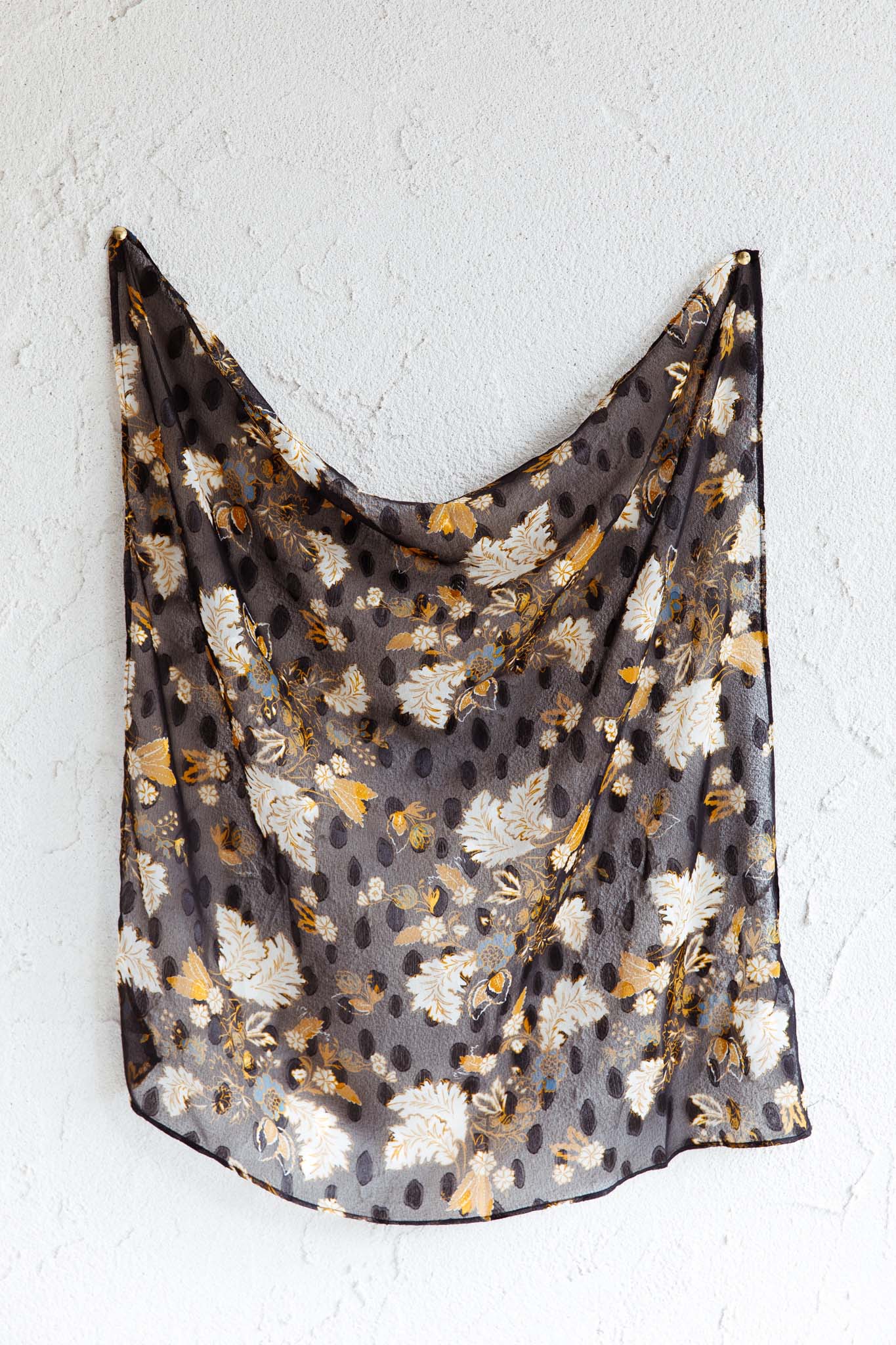 Sundaze Square Scarf Floral Black