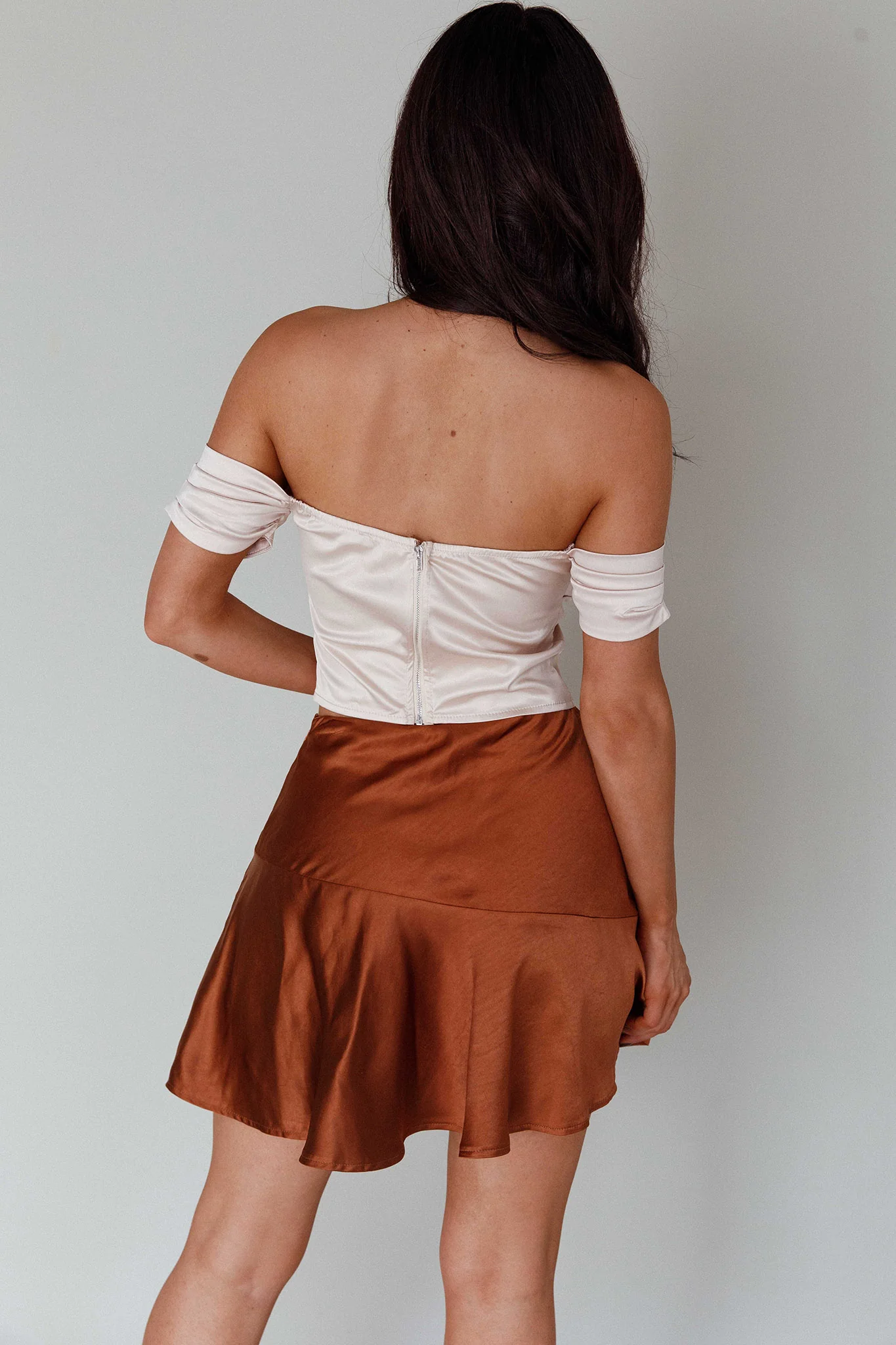 Gwyneth Flounce Mini Skirt Chocolate