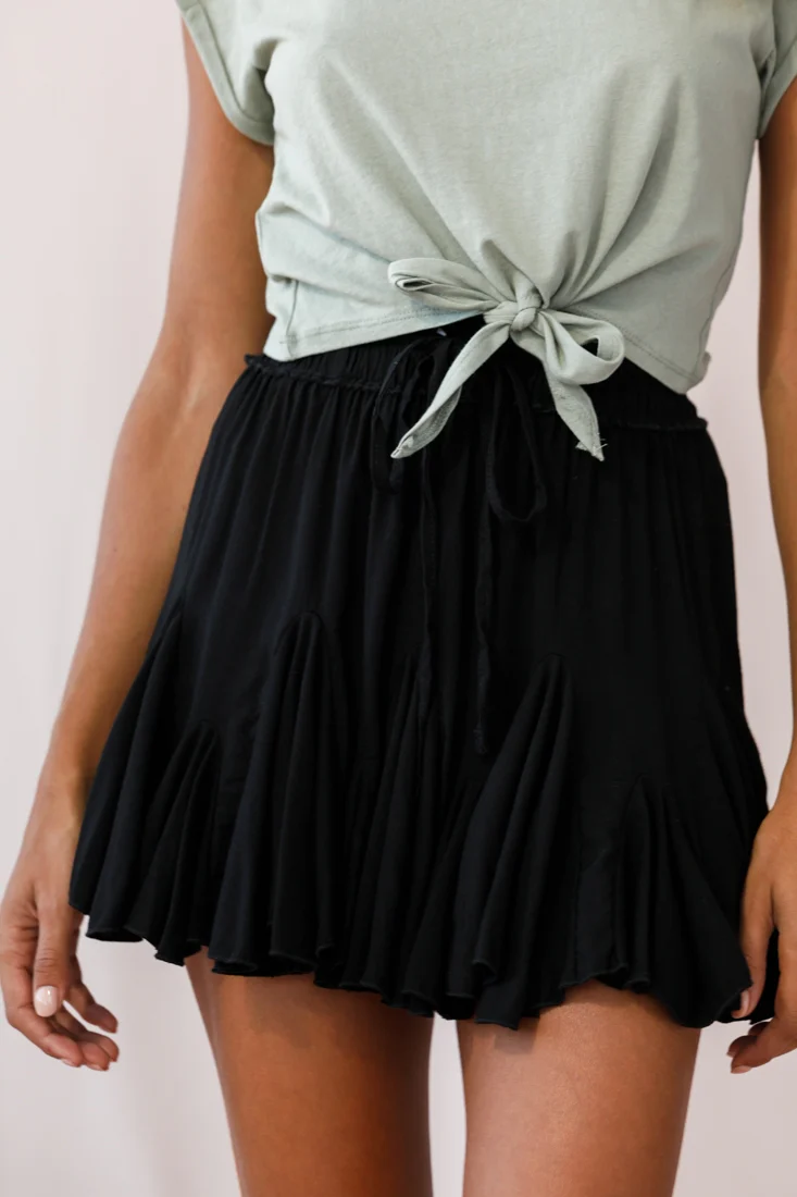 Robyn Pleated Mini Skirt Black