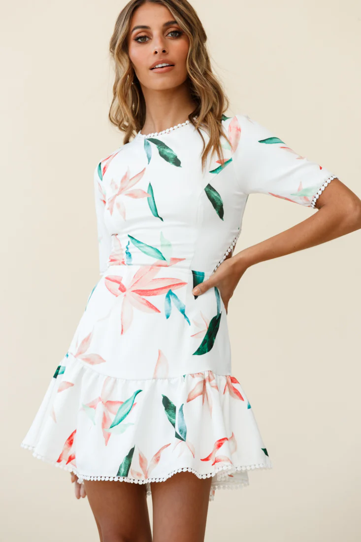 Manuela Half Sleeve Lace-Up Back Dress Leaf Print White