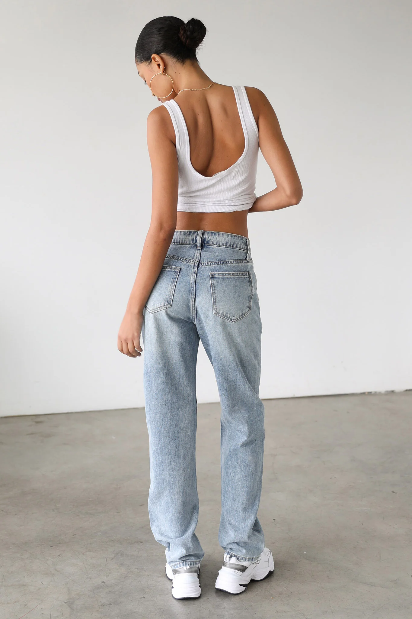 DOGMA Classic High Rise Straight Leg Denim Jeans Light Wash