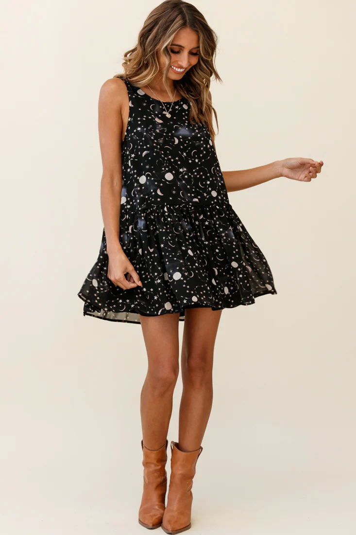 Mina Sleeveless Button Back Shift Dress Galaxy Print Black