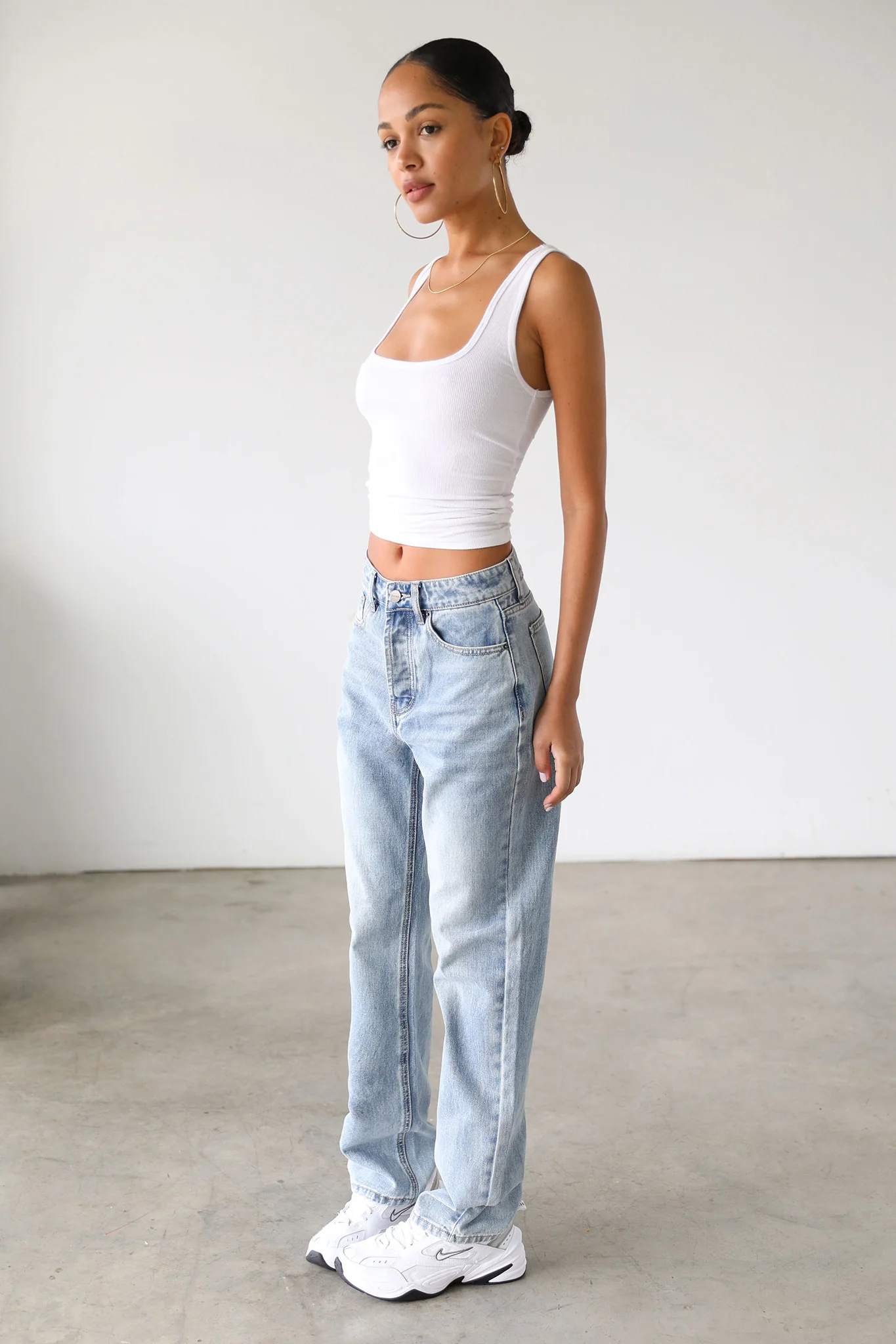 DOGMA Classic High Rise Straight Leg Denim Jeans Light Wash