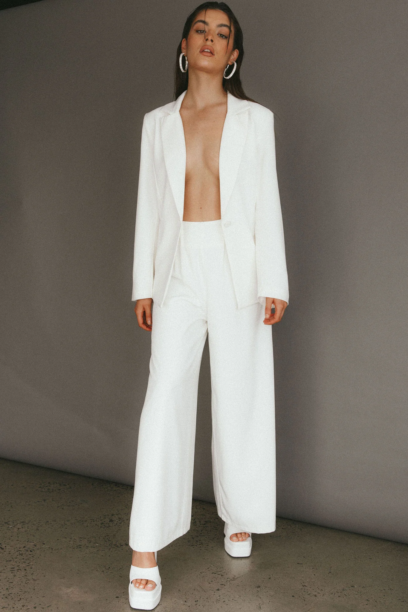 Vous Etes Belle Pleated Waist Pants White