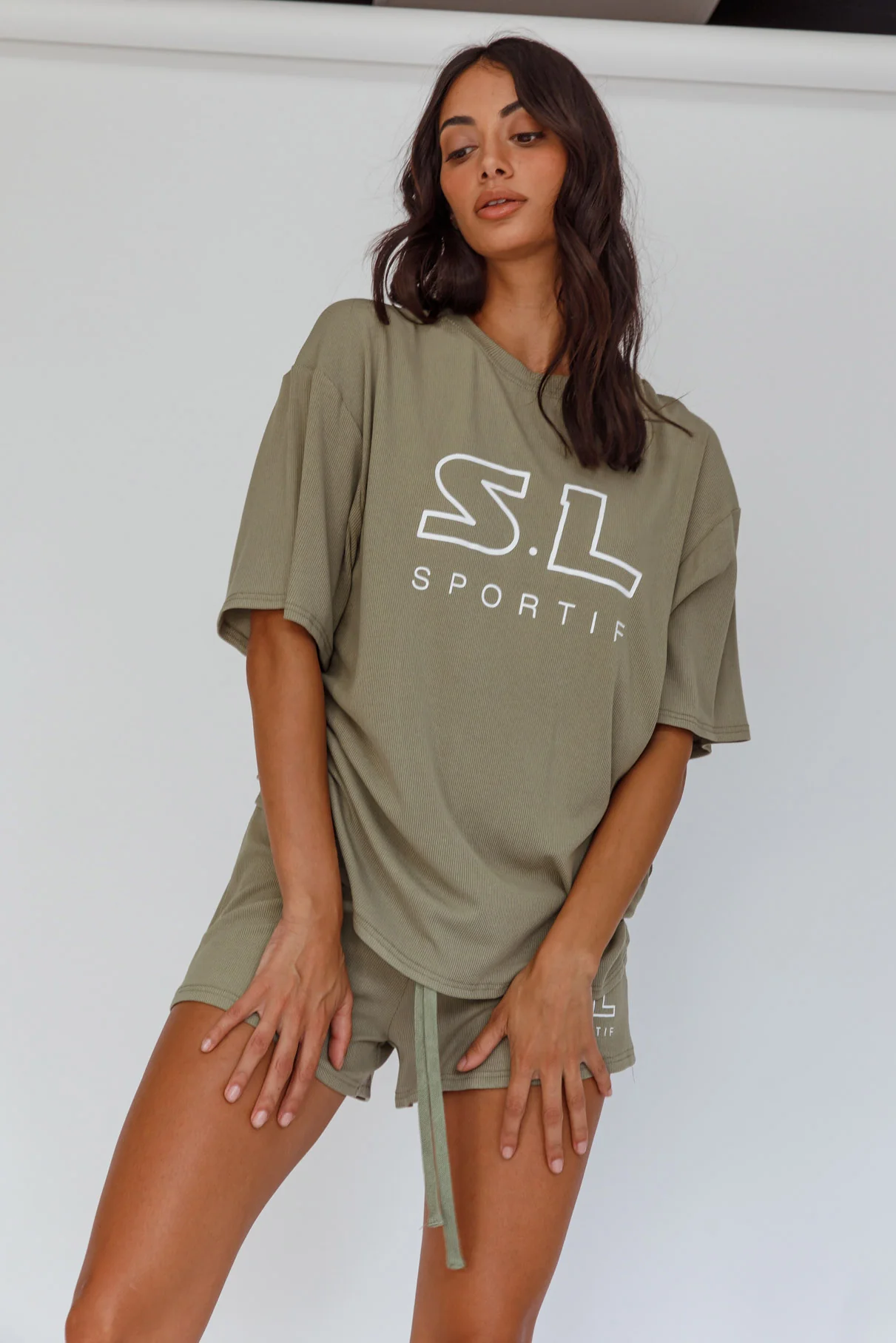 On Track SL Logo Shorts Khaki