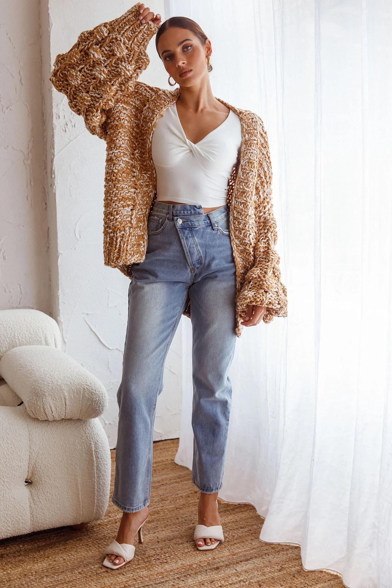 Moscow Chunky Knit Oversized Cardigan Oatmeal