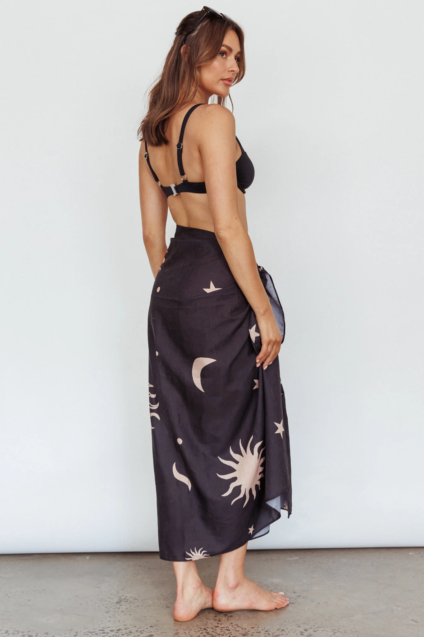 Sunshine Coast Multi-Way Scarf Sun Moon Black