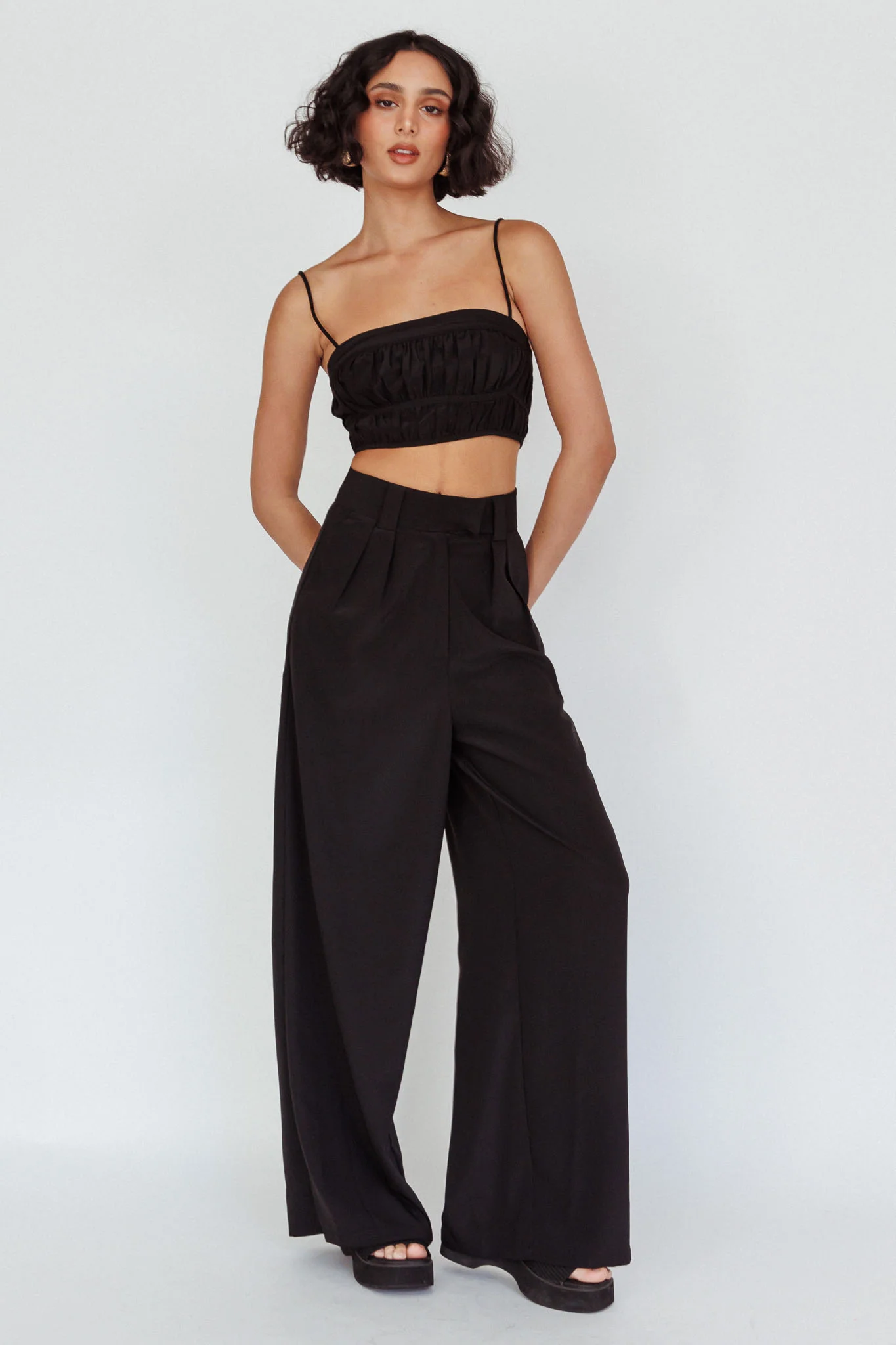 Regal Wide-Leg Mid Rise Pants Black
