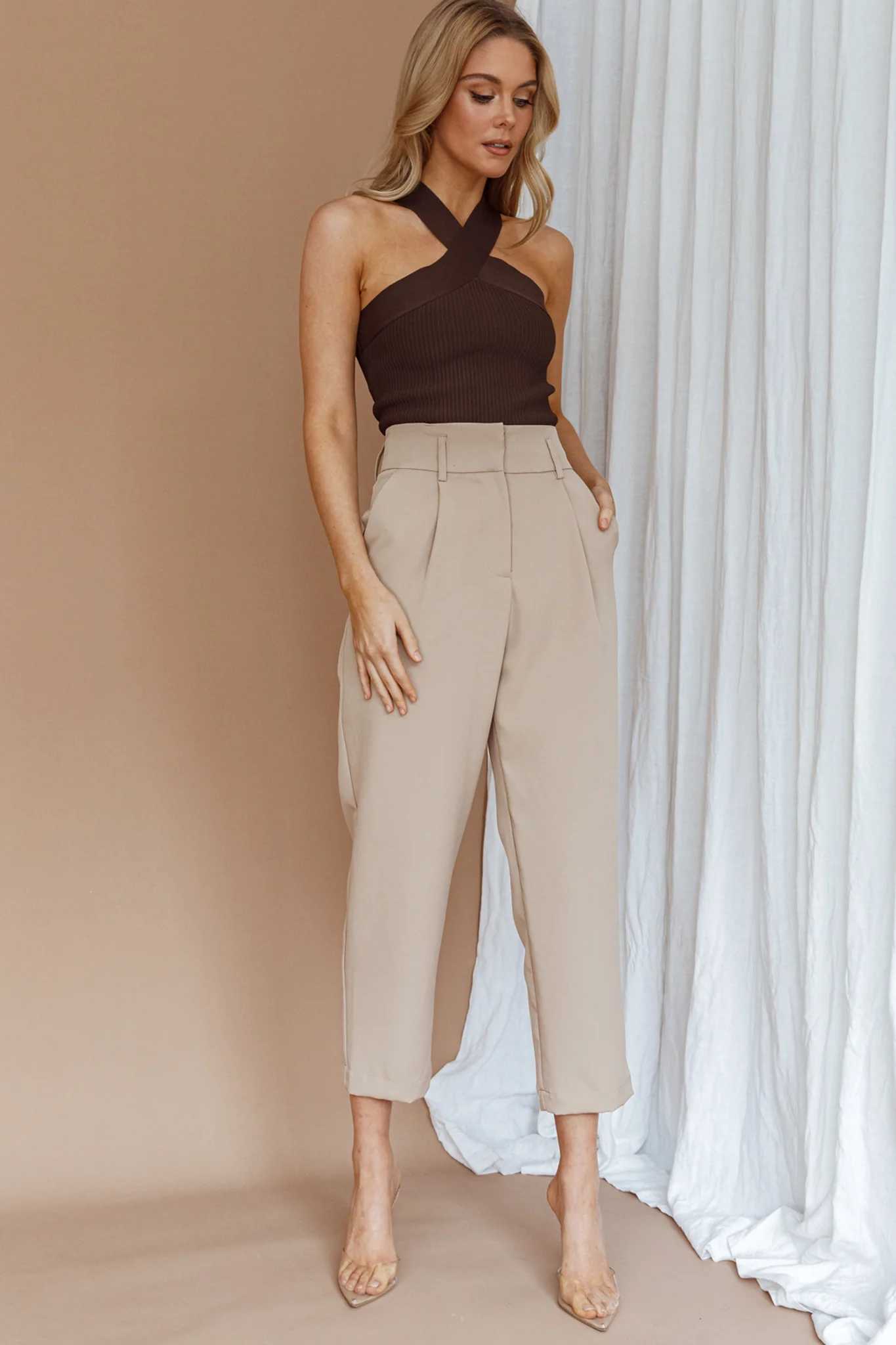 Chance Encounter Straight Leg Pants Latte