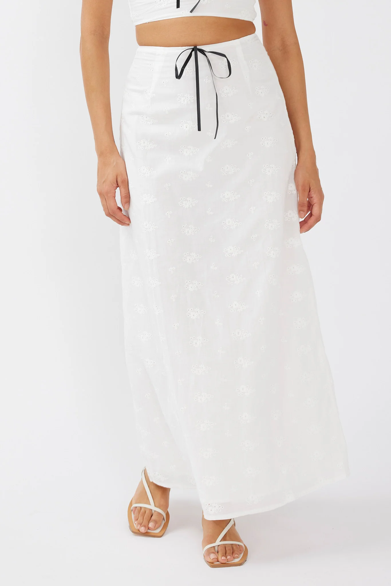 Helga Eyelet Embroidery Bow Maxi Skirt White