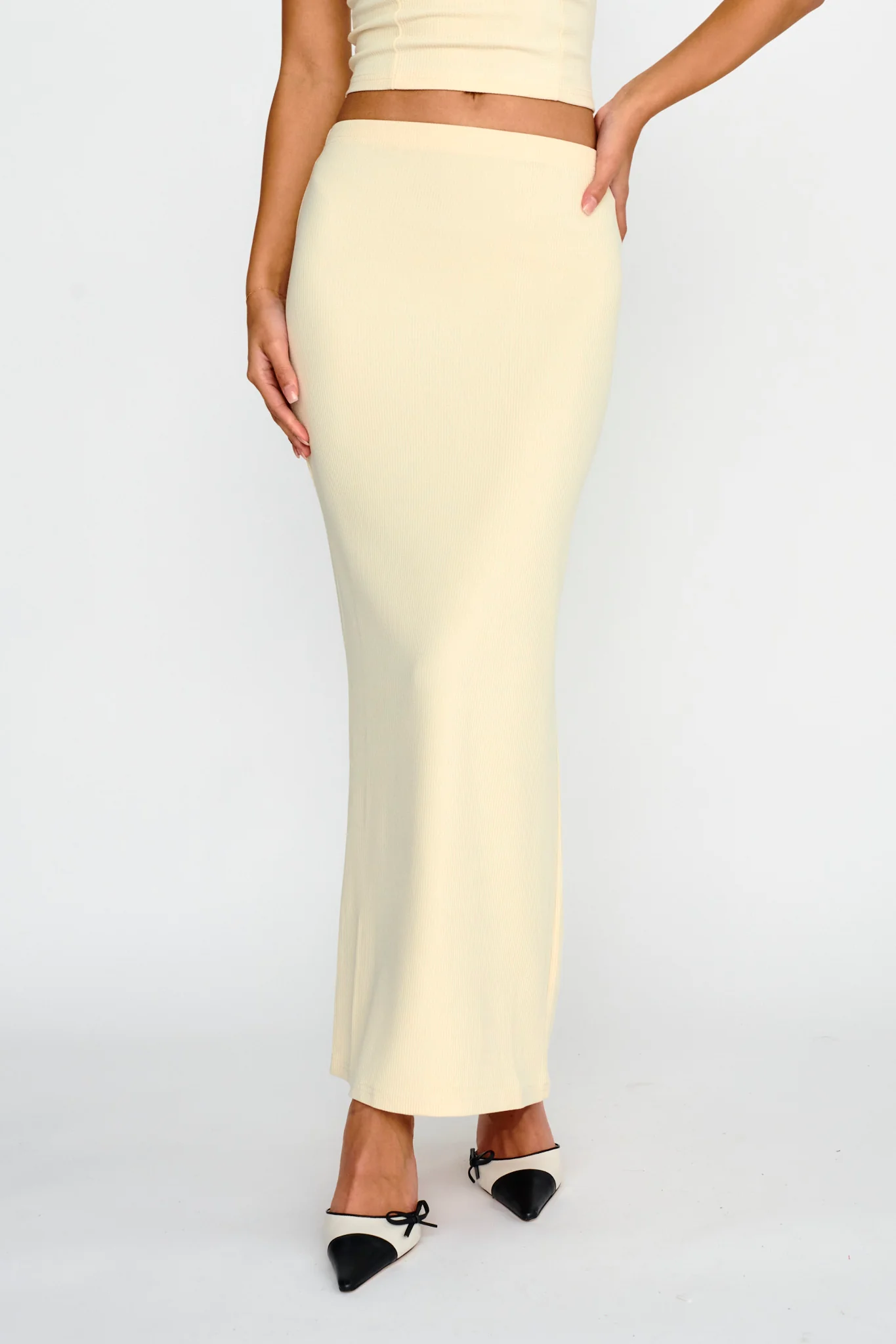 Strike A Pose Ribbed Maxi Skirt Cream