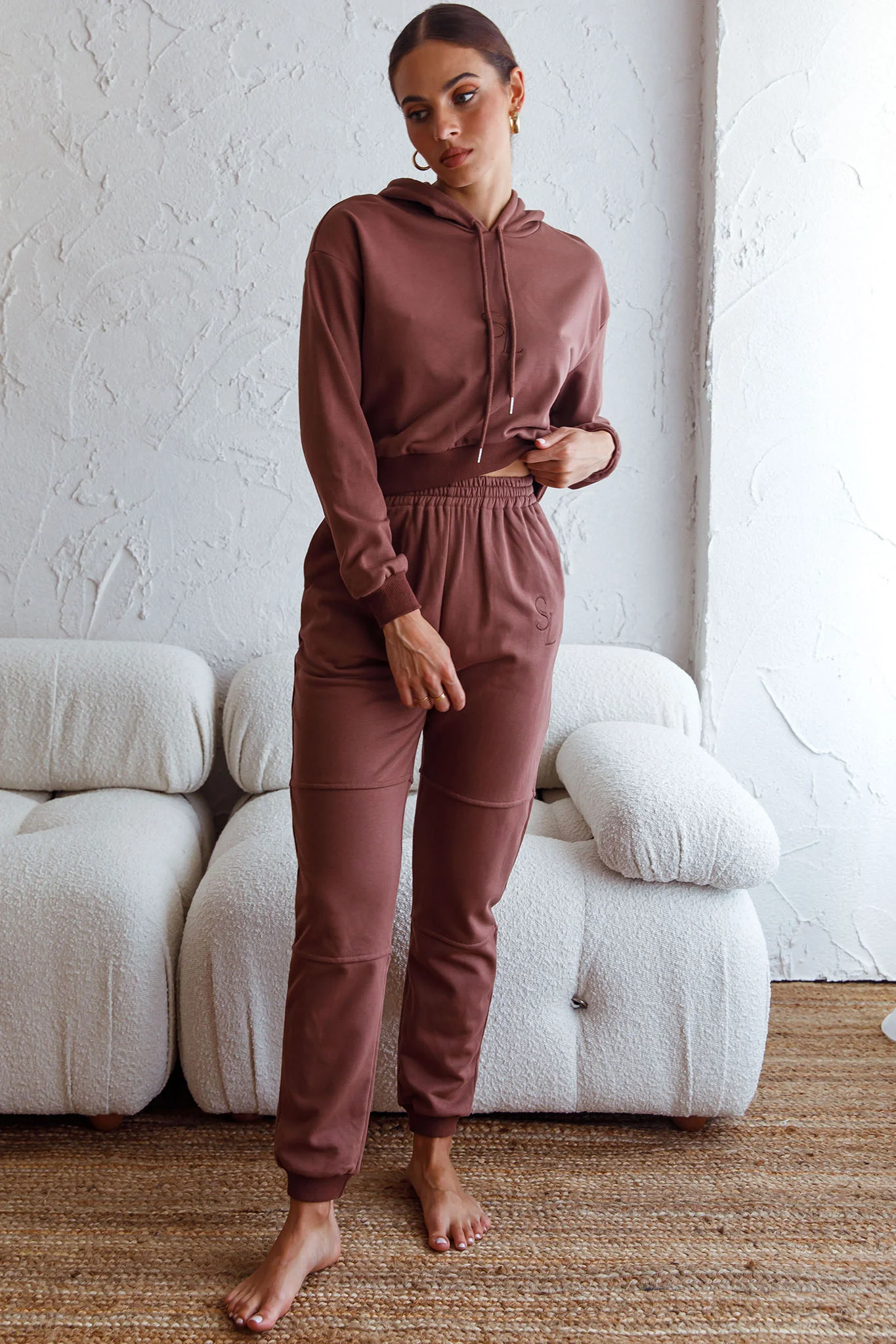 Glow Getter Elasticated Waist Embroidery Logo Jogger Pants Chocolate