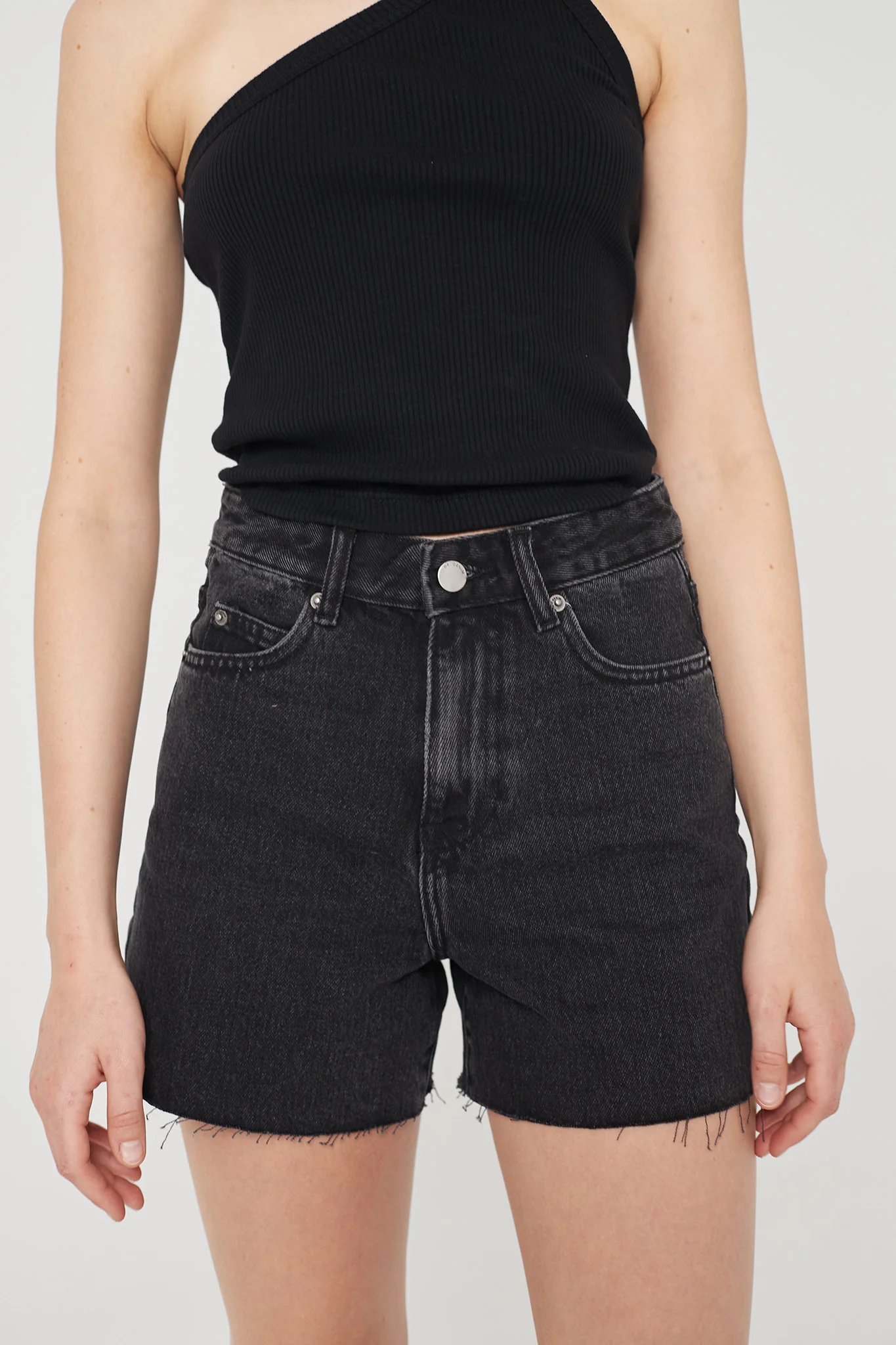 DR DENIM Nora Shorts Black Retro