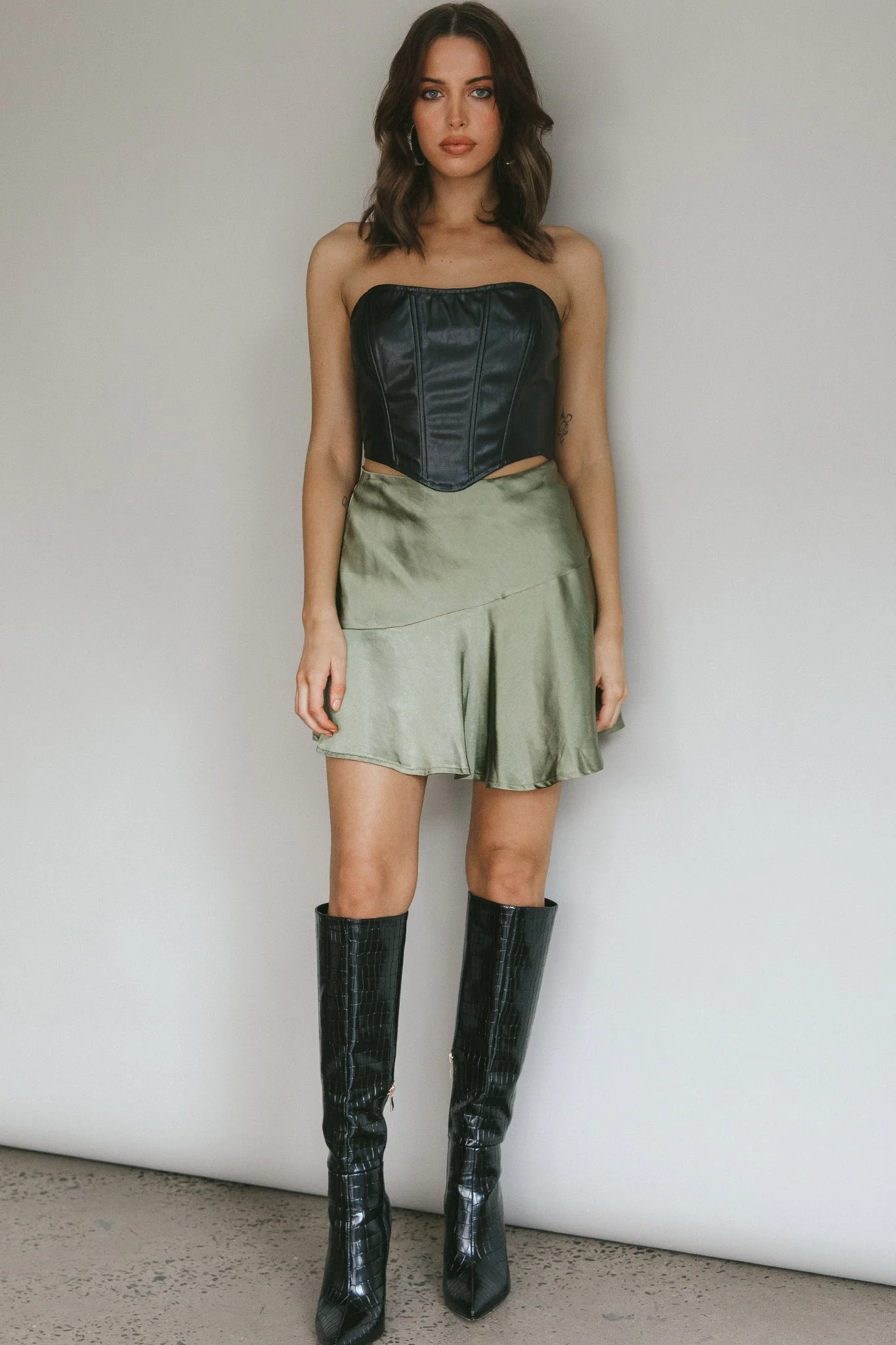 Gwyneth Flounce Mini Skirt Khaki