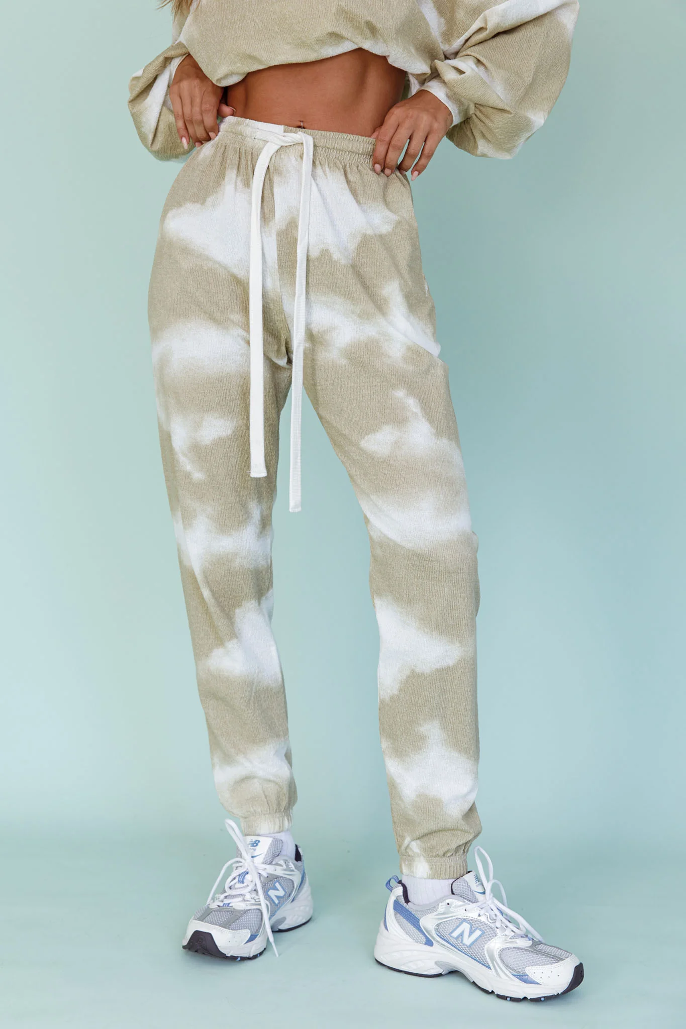 Low Key Drawstring Ribbed Pants Green