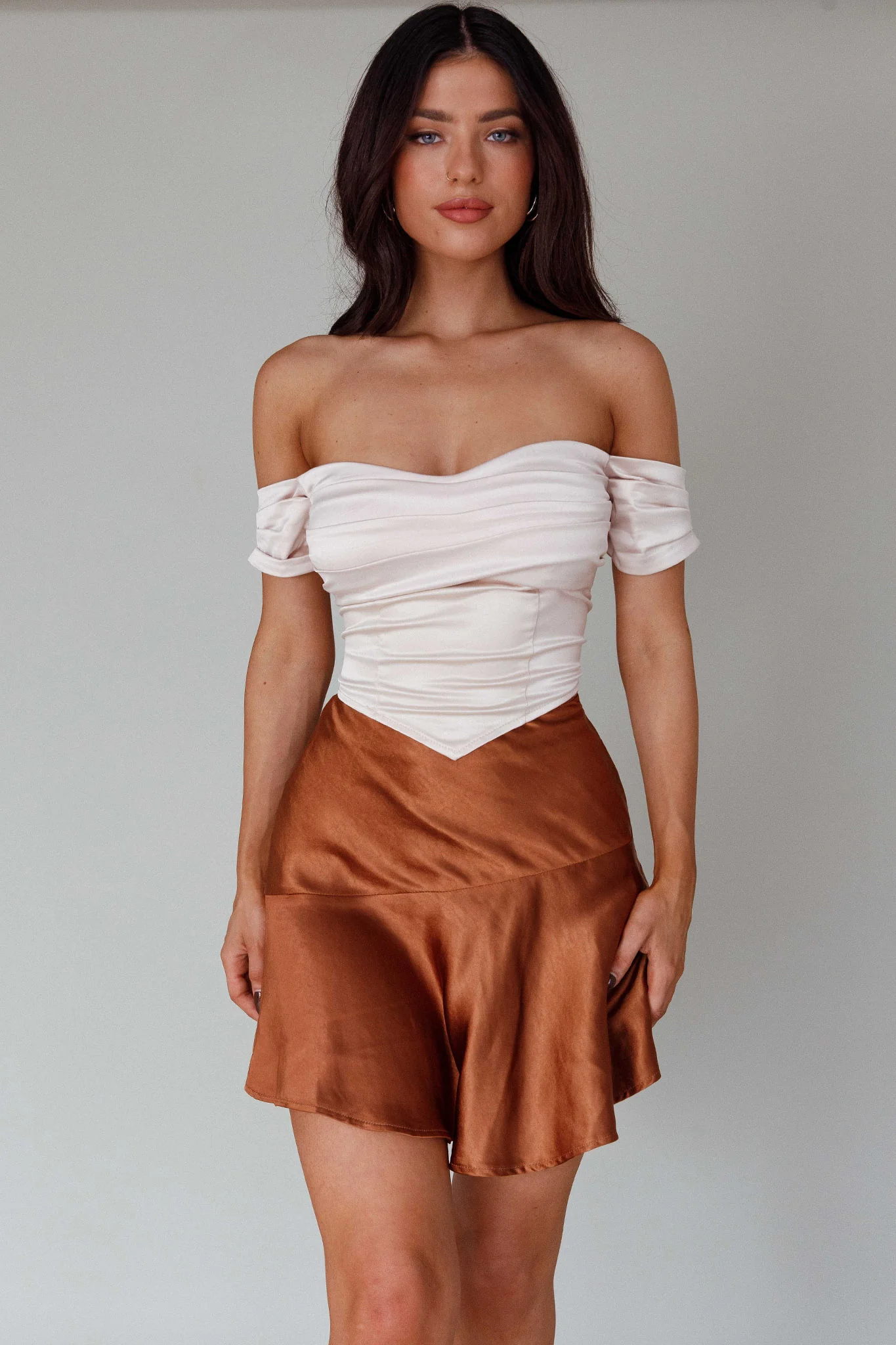 Gwyneth Flounce Mini Skirt Chocolate