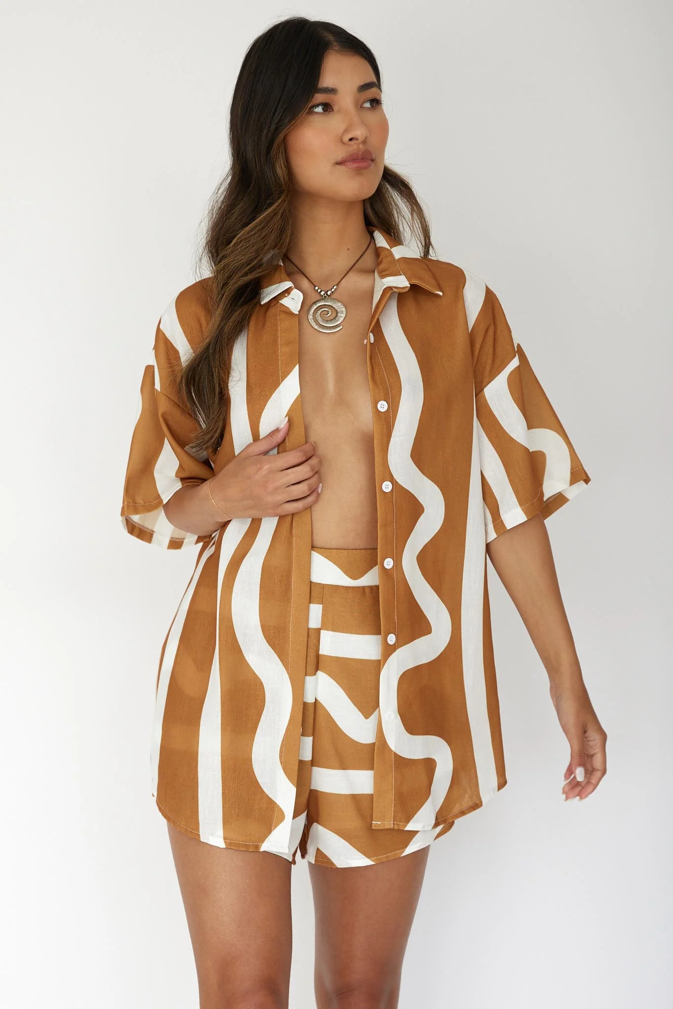 Cora Button-Up Shirt Print Tan